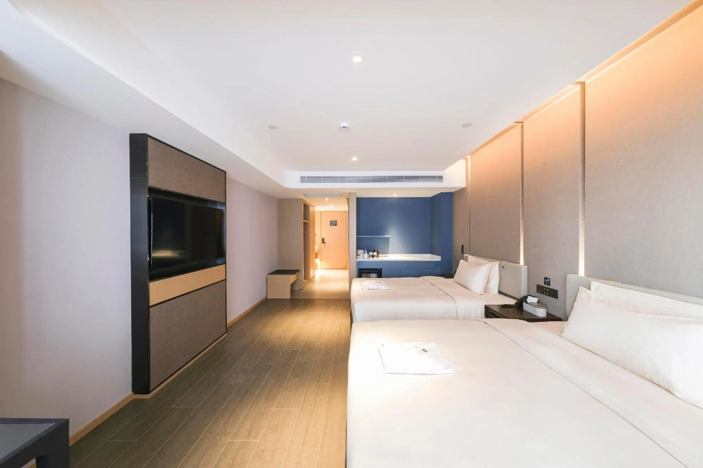 Bed in Atour Hotel Luoyang Yingtianmen