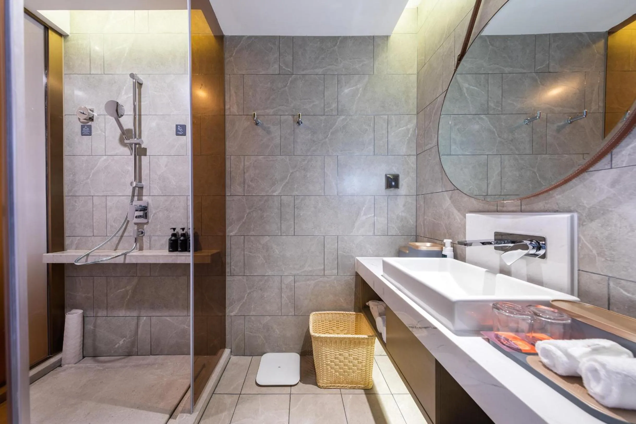 Atour S Hotel Wuhan Chuhehanjie