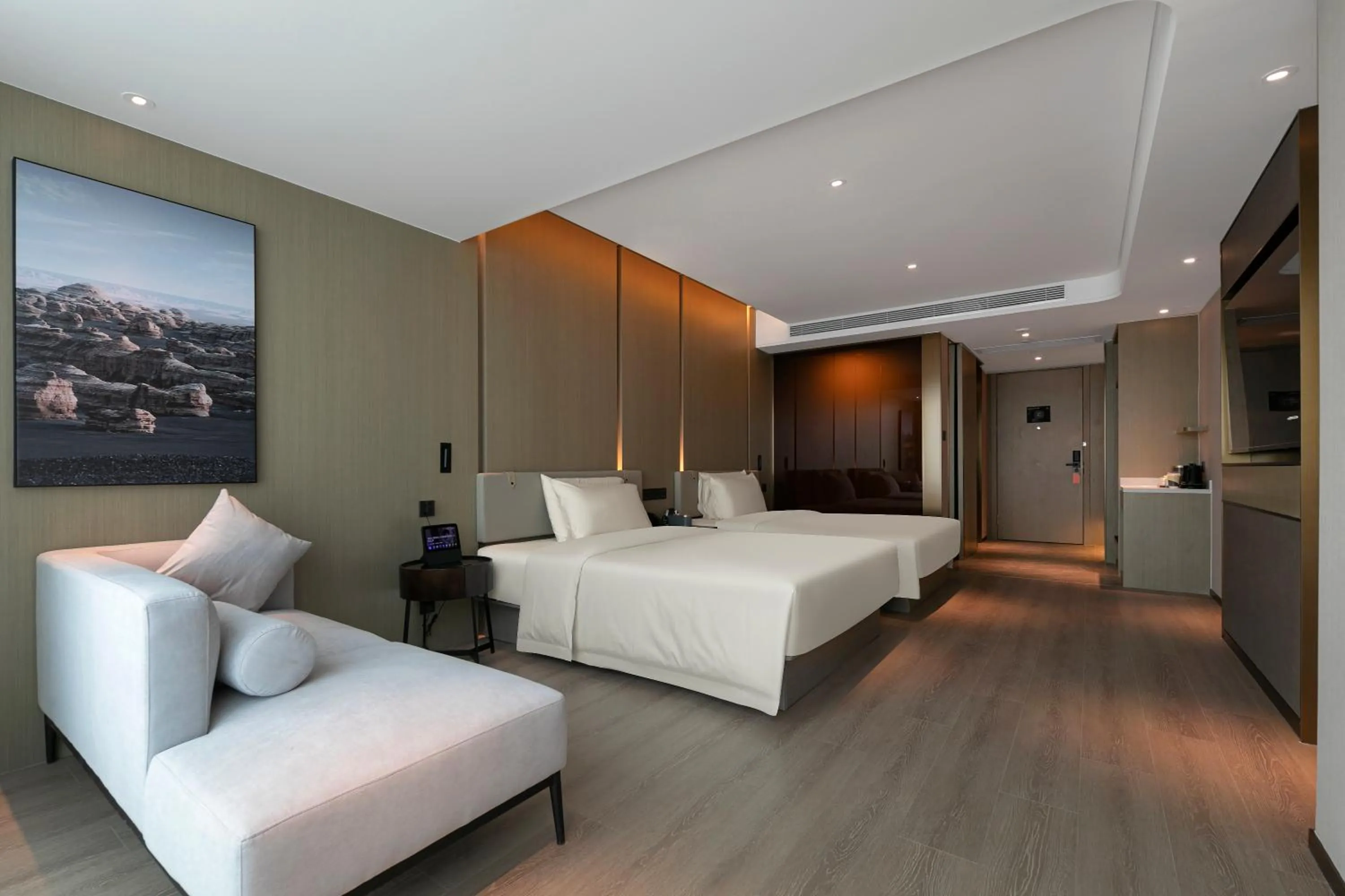 Property building, Bed in Atour Hotel Wuhan Hankou Financial Center