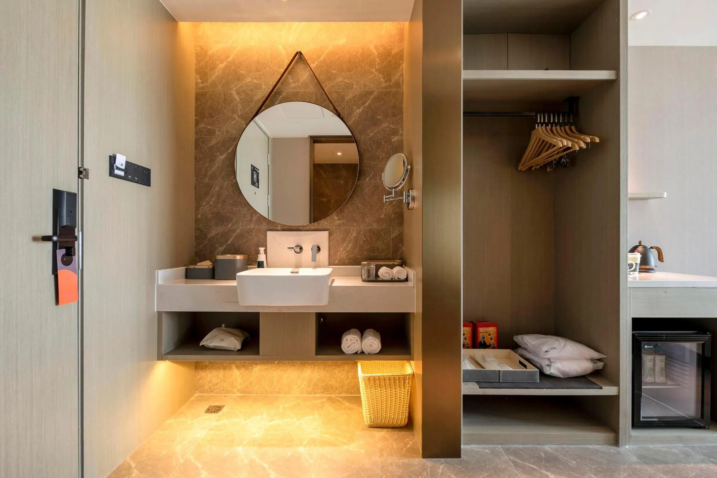 Atour Hotel Wuhan Hankou Financial Center