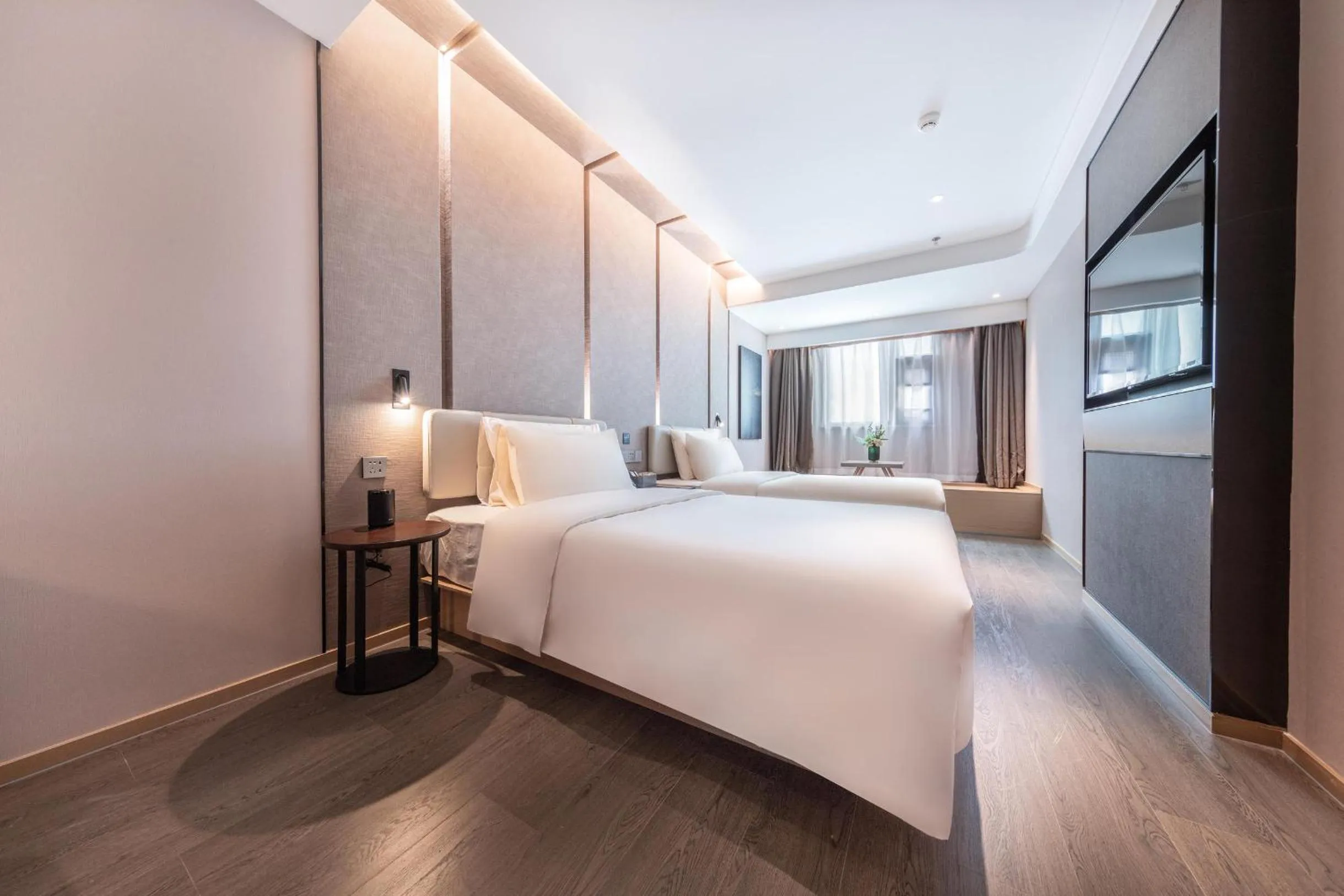 Bed in Atour Hotel Wuhan Yellow Crane Tower