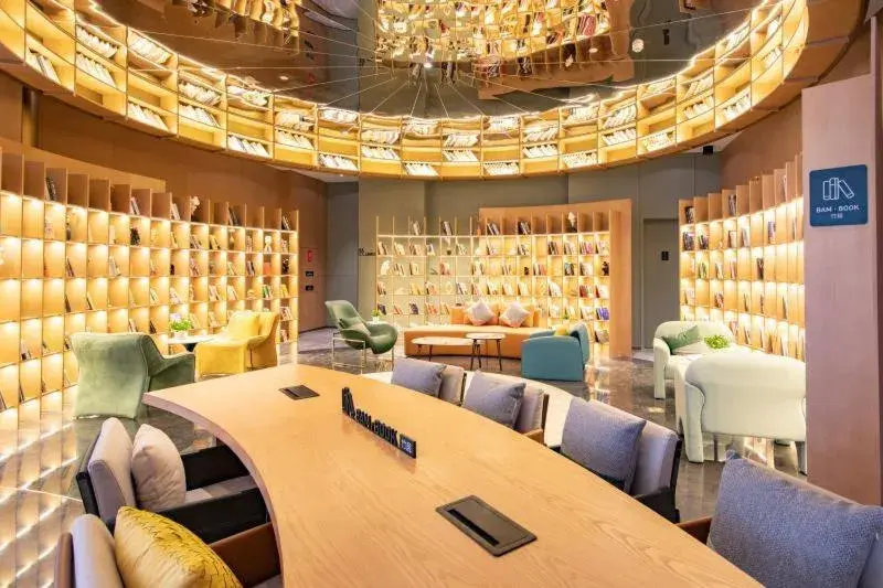 Lobby or reception in Atour Hotel Wuhan International Expo Center Lobby or reception in Atour Hotel Wuhan International Expo Center