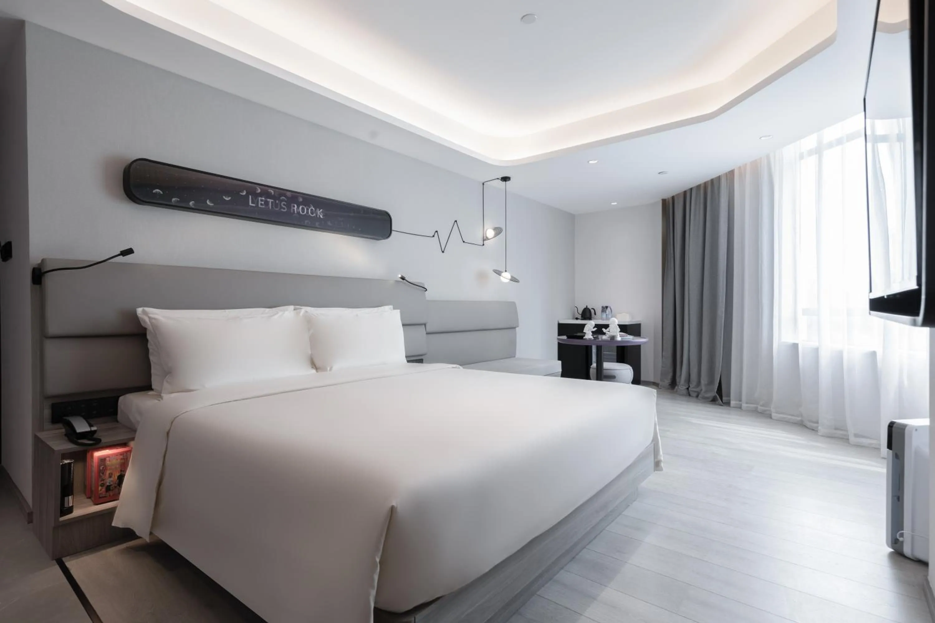 Bed in Atour X Hotel Guangzhou Zhujiang New Town Siyouxin Road