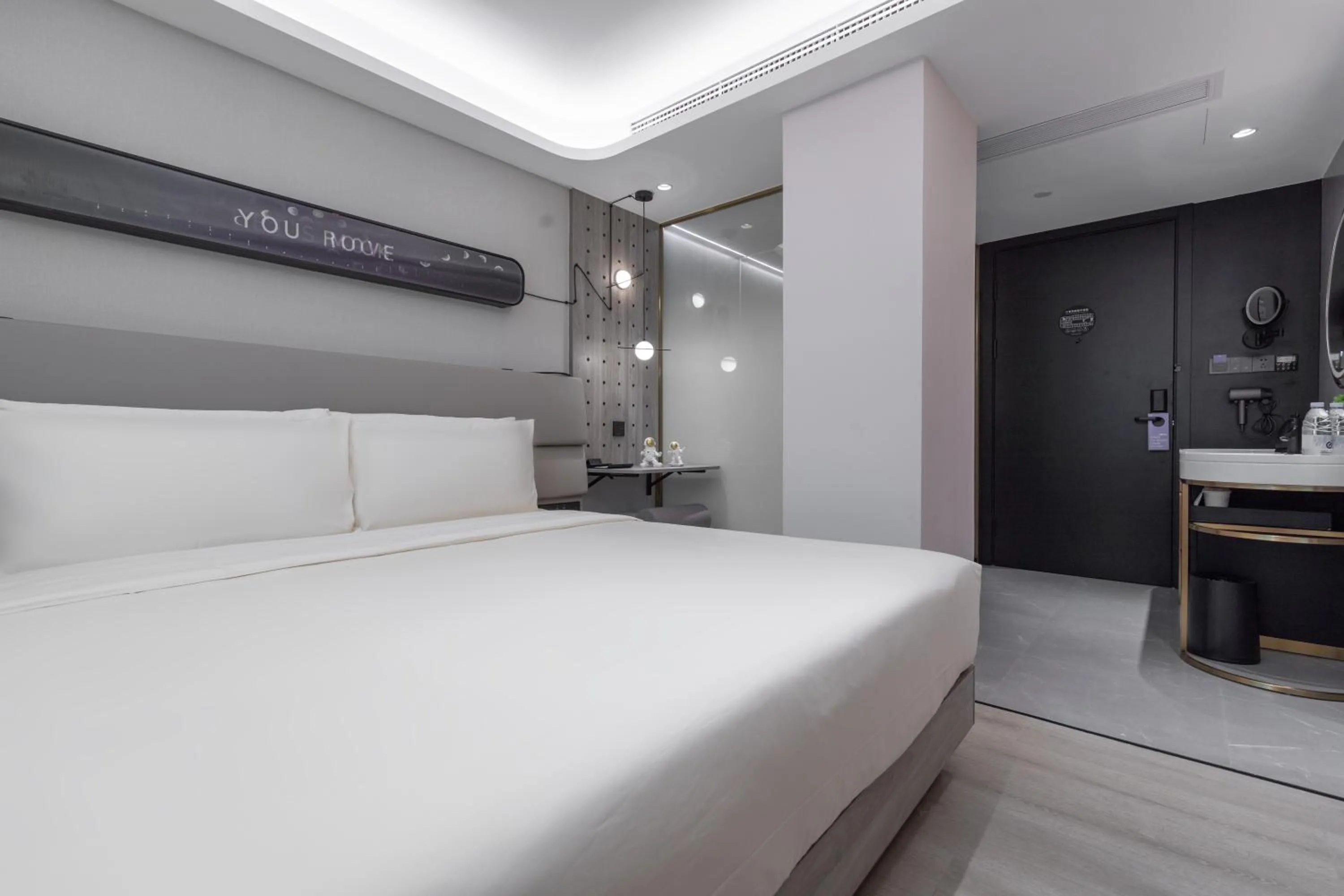 Bed in Atour X Hotel Guangzhou Zhujiang New Town Siyouxin Road