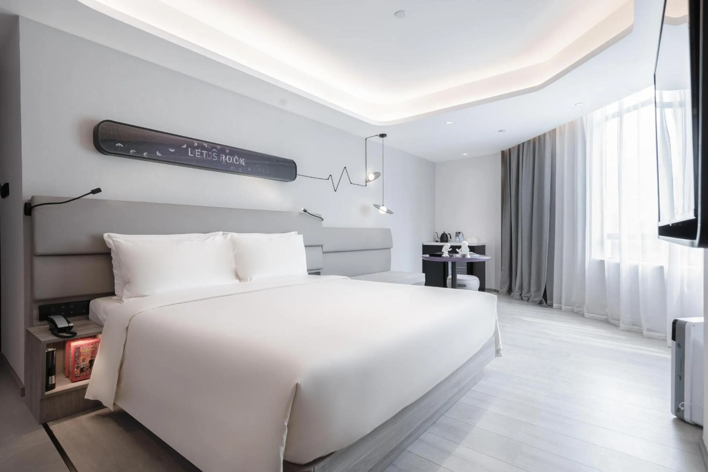 Bed in Atour X Hotel Guangzhou Zhujiang New Town Siyouxin Road