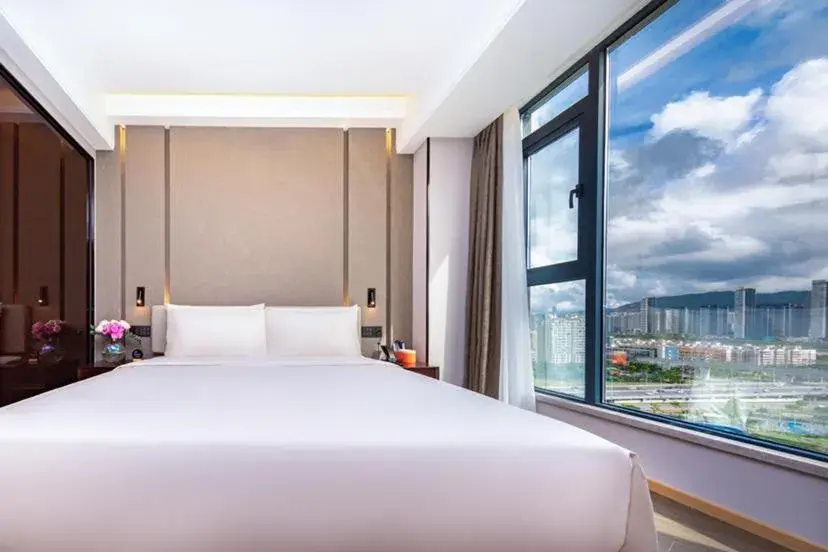 Bed in Atour Hotel Zhuhai Gongbei Fuhuali Bed in Atour Hotel Zhuhai Gongbei Fuhuali