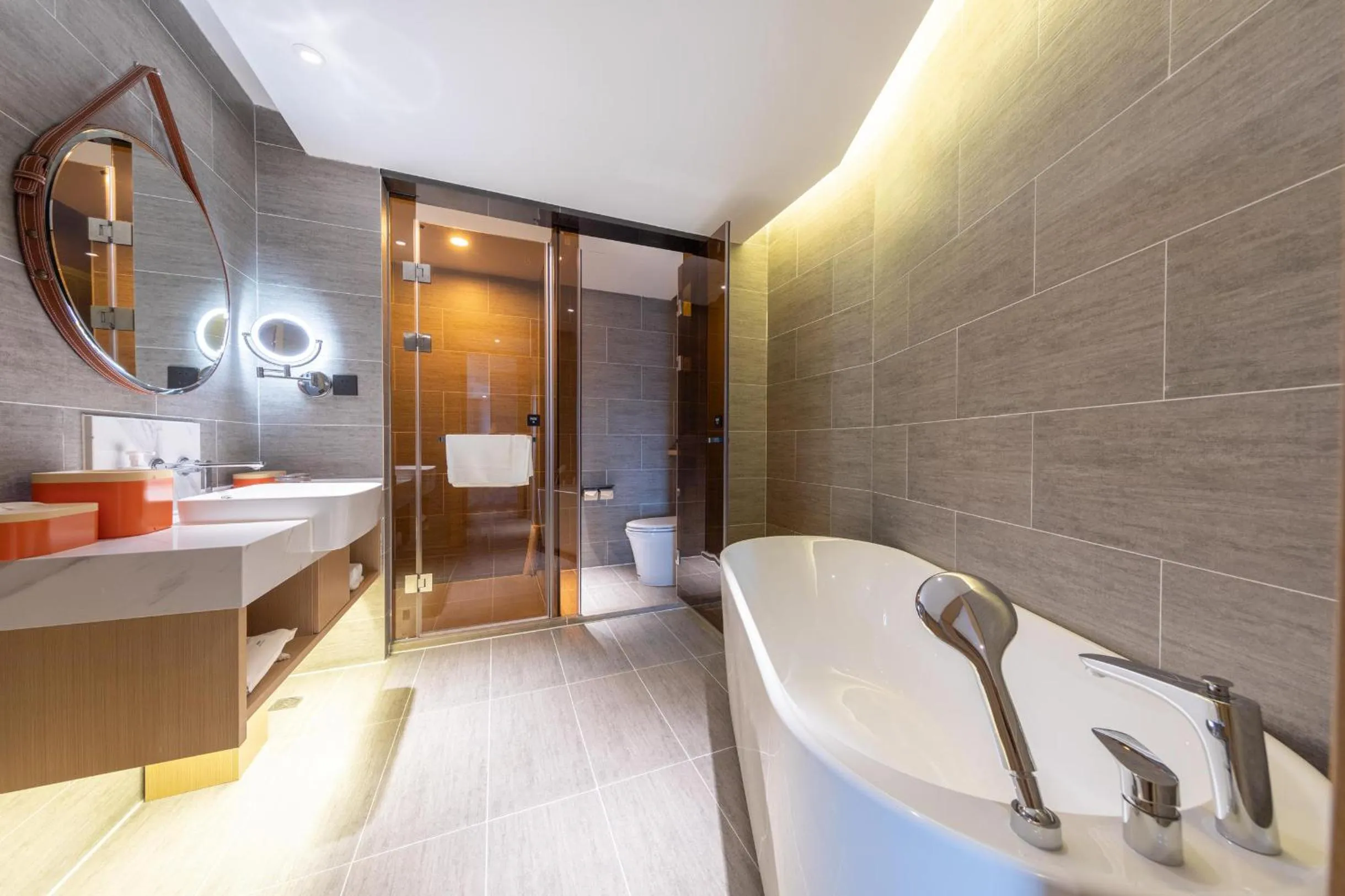 Atour Hotel Zhuhai Gongbei Fuhuali