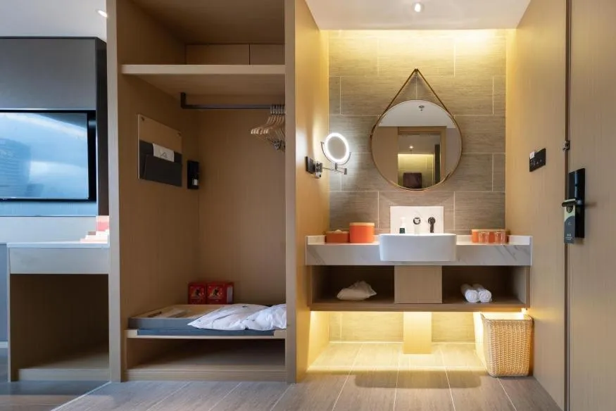 Atour Hotel Zhuhai Gongbei Fuhuali