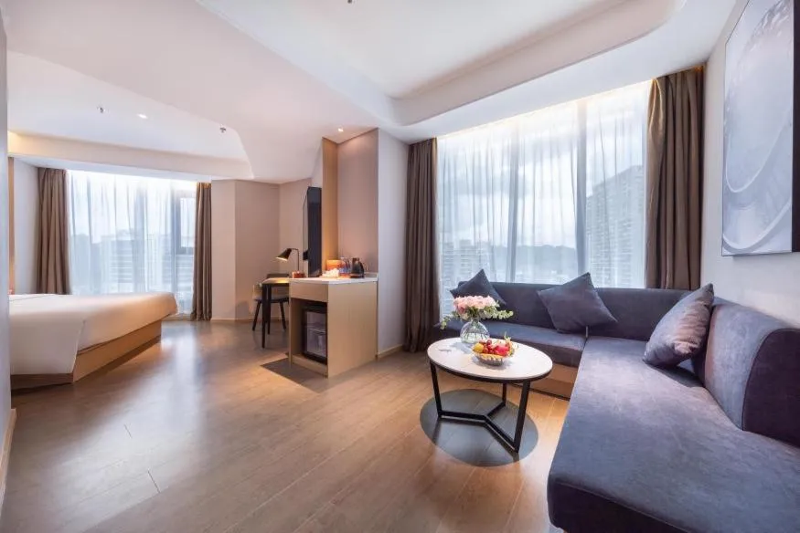 Bed in Atour Hotel Zhuhai Gongbei Fuhuali