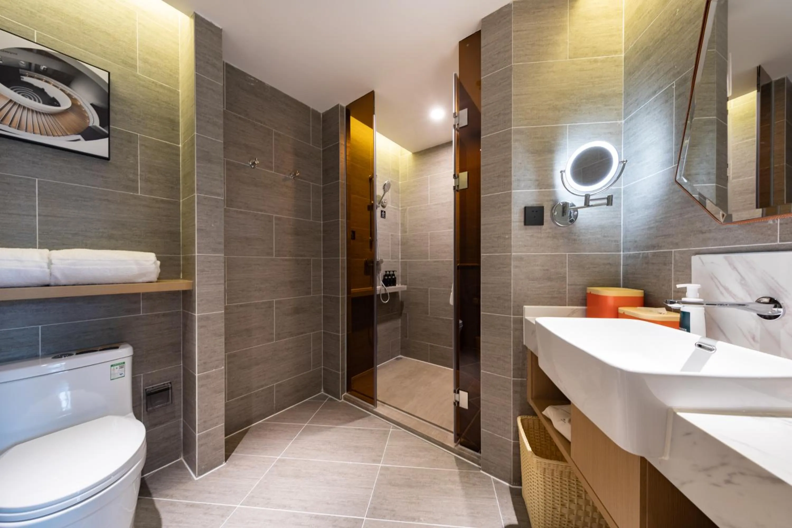 Property building in Atour Hotel Zhuhai Gongbei Fuhuali