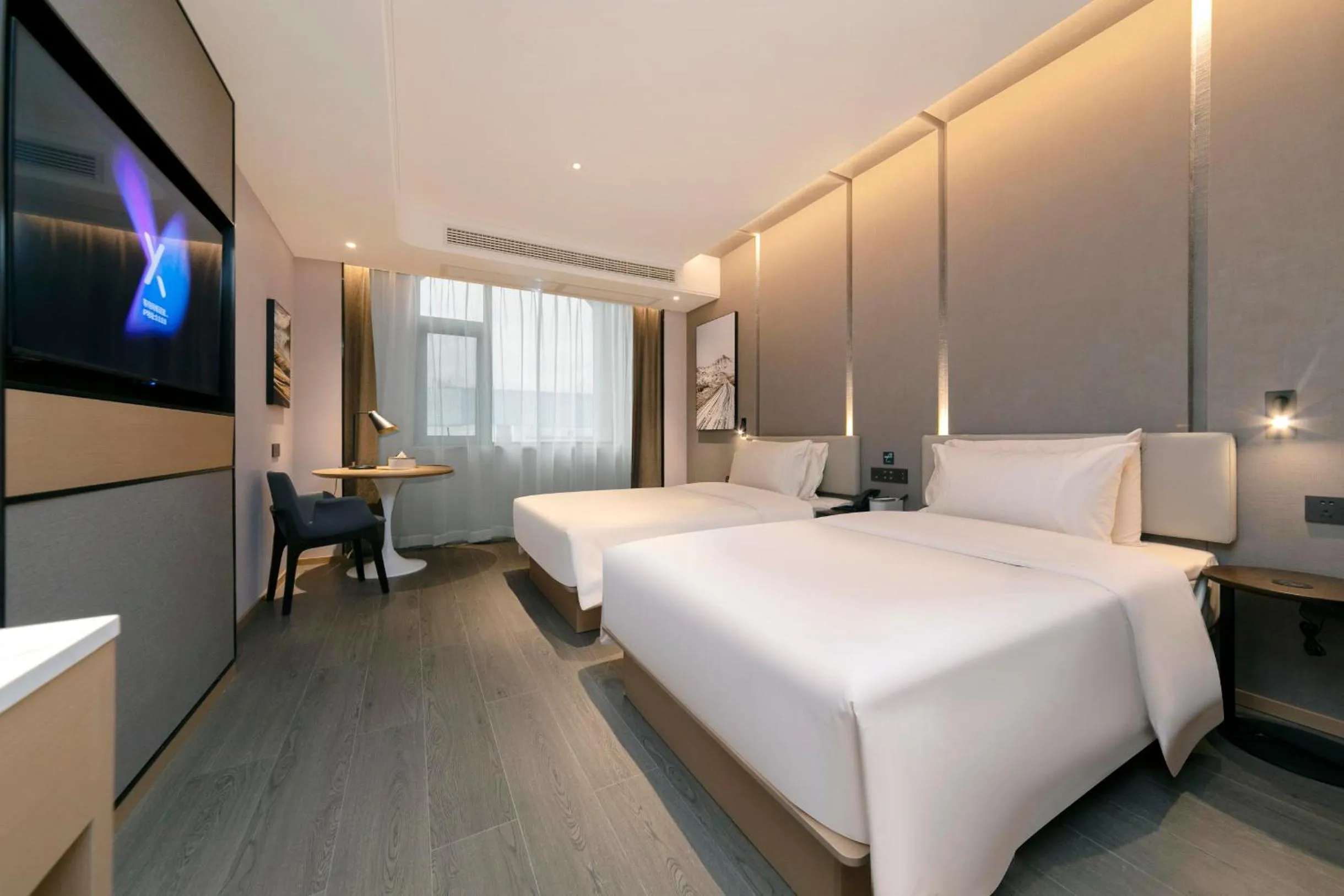 Bed in Atour Hotel Guilin Two Rivers and Four Lakes Elephant Trunk Hill