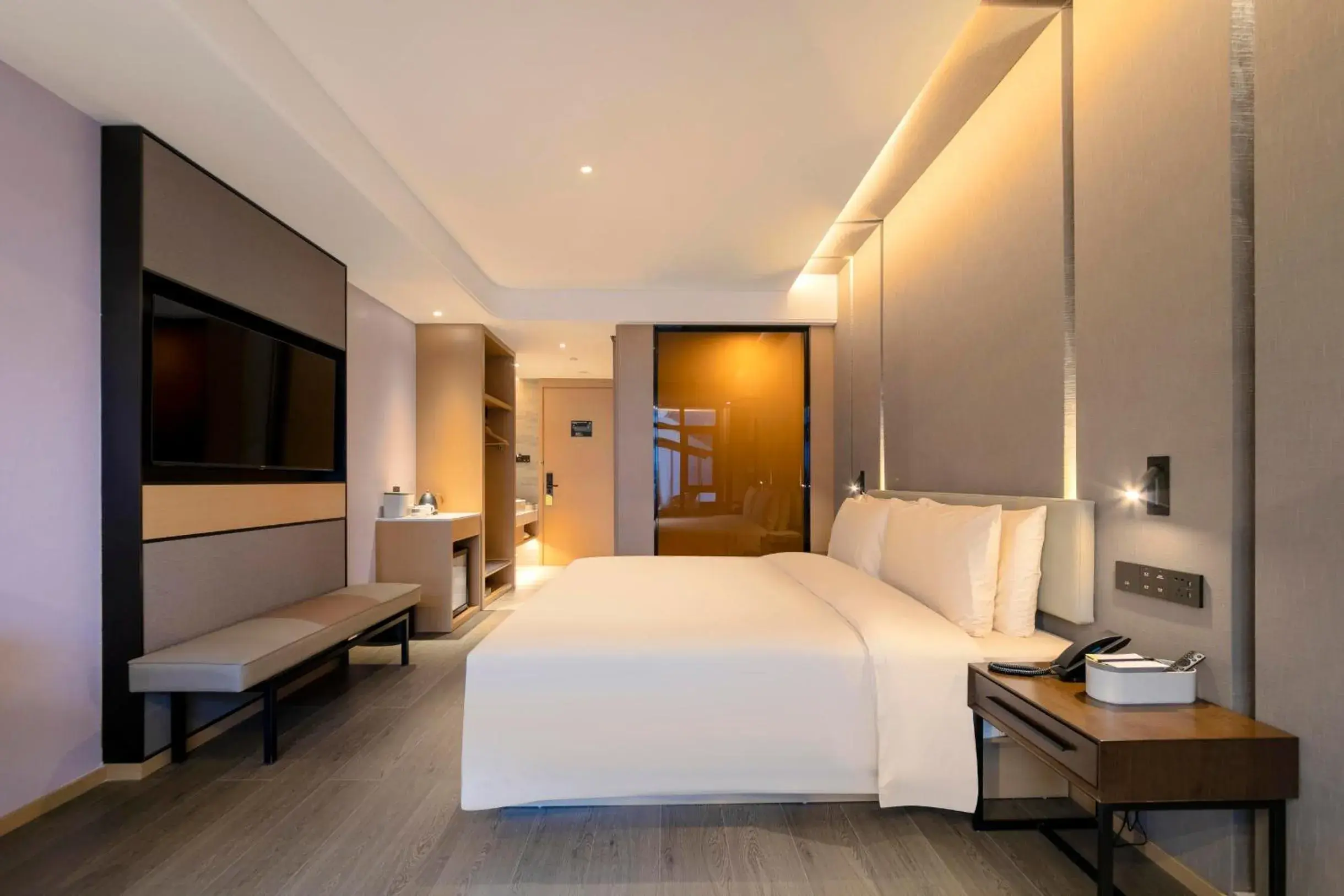 Bed in Atour Hotel Guilin Two Rivers and Four Lakes Elephant Trunk Hill Bed in Atour Hotel Guilin Two Rivers and Four Lakes Elephant Trunk Hill