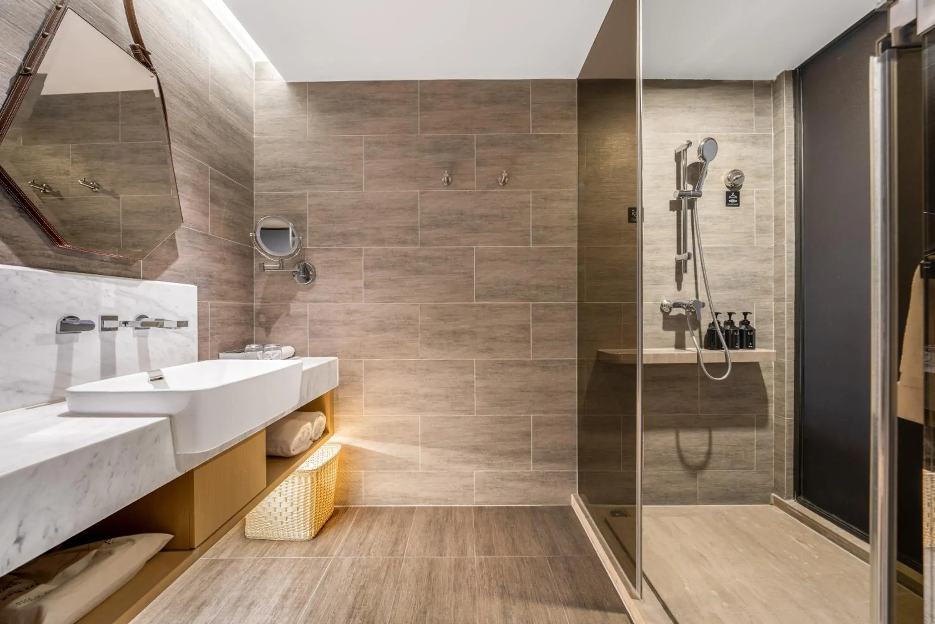 Bathroom in Atour Hotel Chongqing Yongchuan High-Speed Xinglong Lake Bathroom in Atour Hotel Chongqing Yongchuan High-Speed Xinglong Lake