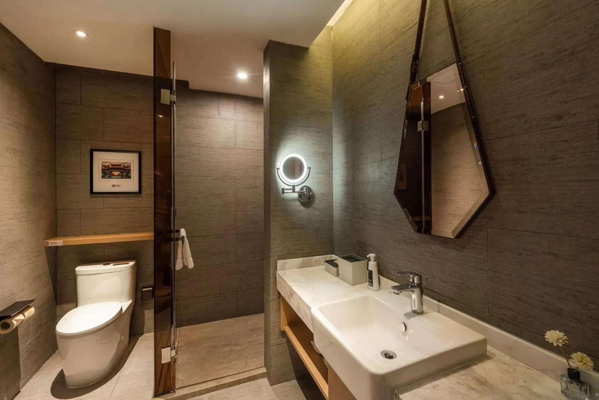 Shower in Atour Hotel Chengdu North Renmin Road