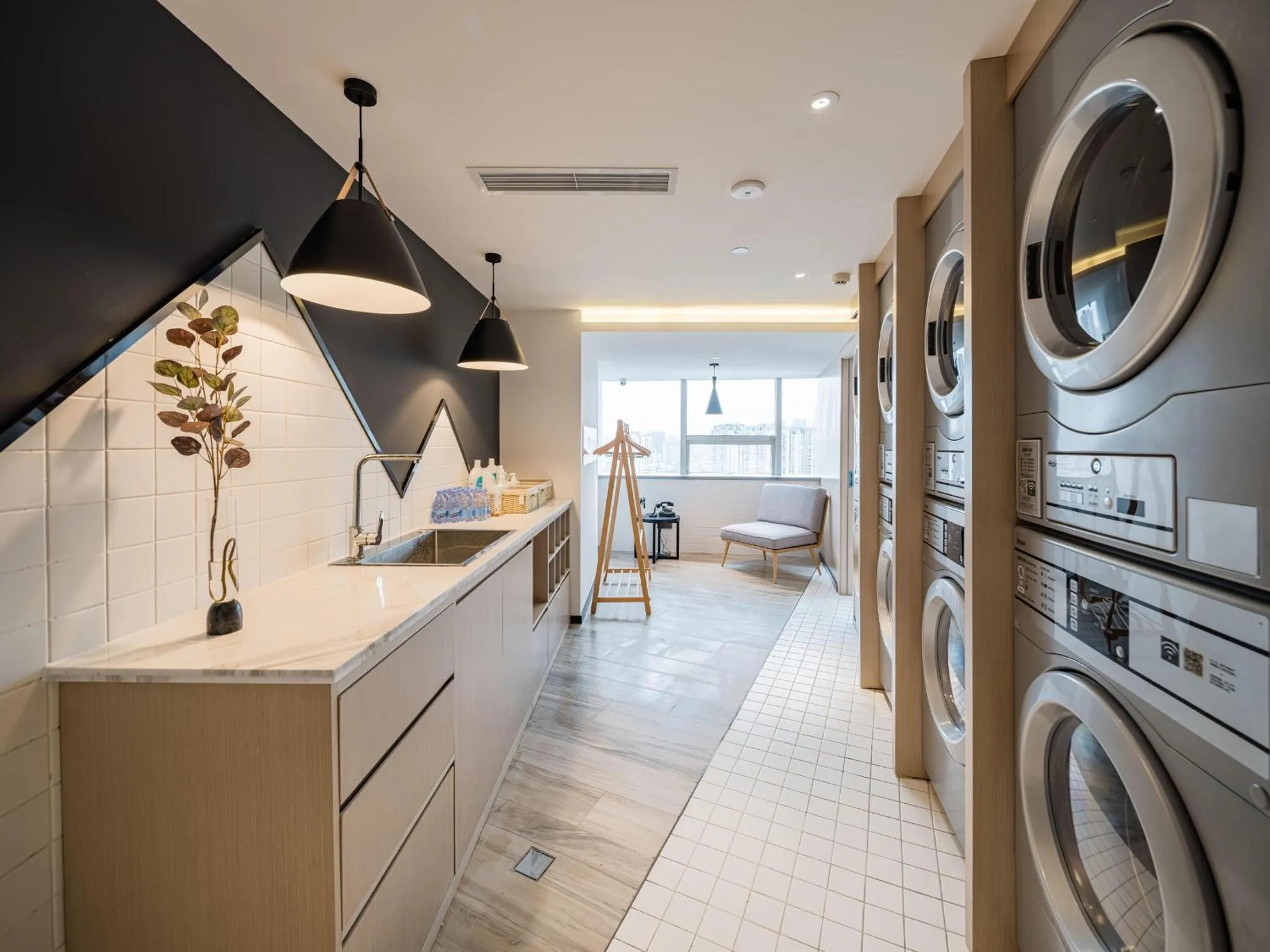 washing machine in Atour S Hotel Chengdu Wenshu Monastery Chunxi Road