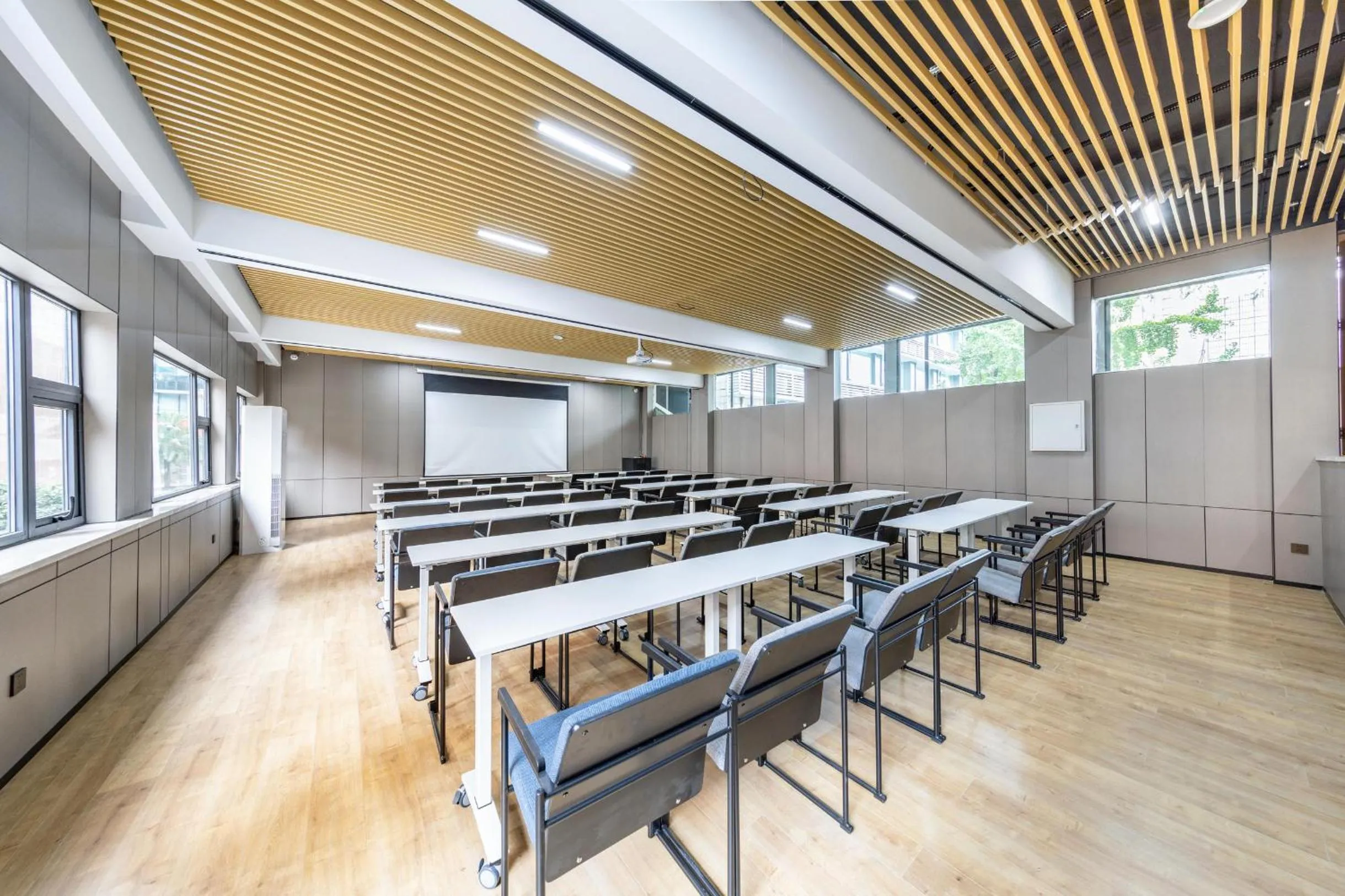 Meeting/conference room in Chengdu Consulate Road, Sichuan University Wangjiang Campus Atour Hotel