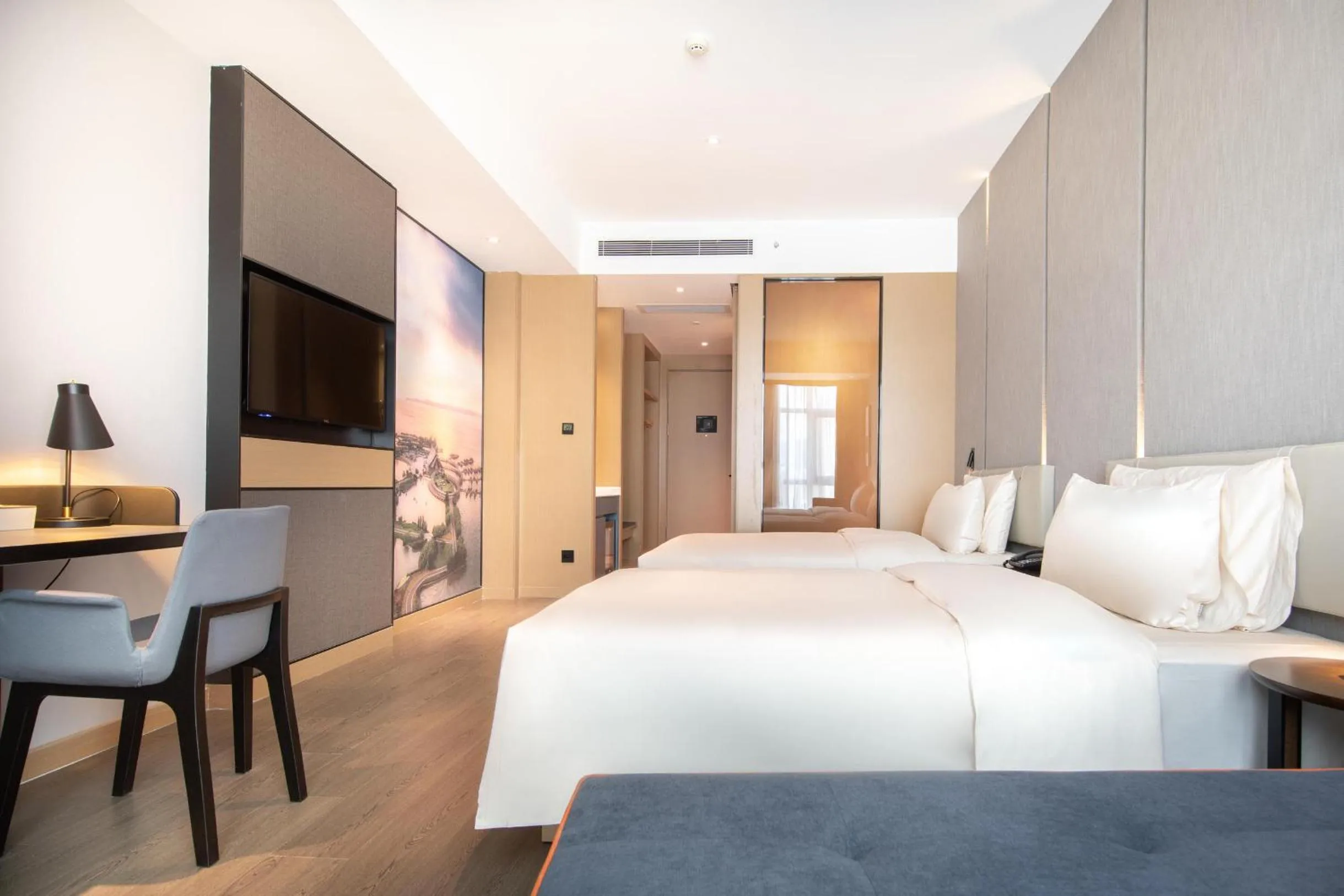 Bed in Atour Hotel Kunming City Government Xishan Dianchi Lake