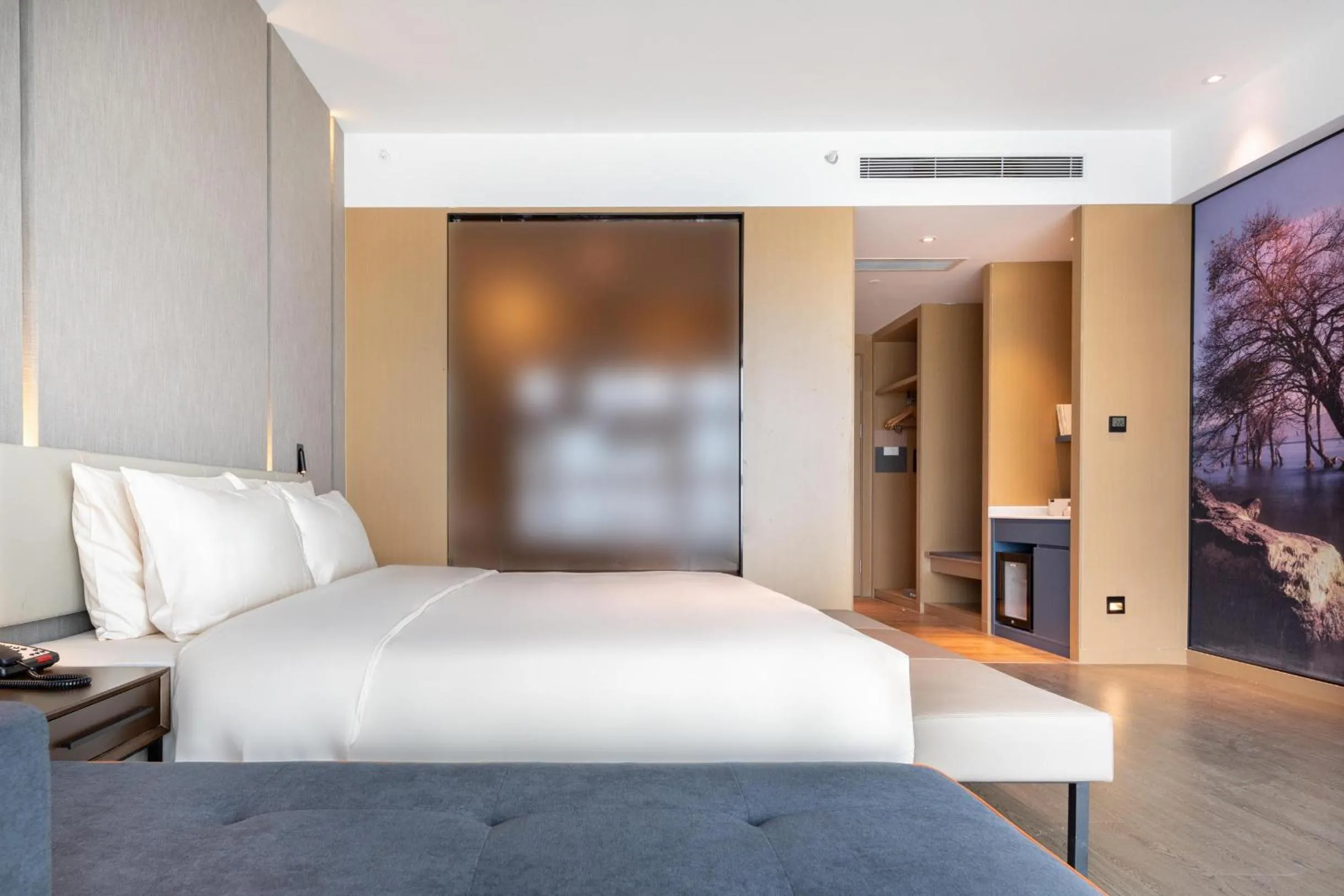 Bed in Atour Hotel Kunming City Government Xishan Dianchi Lake