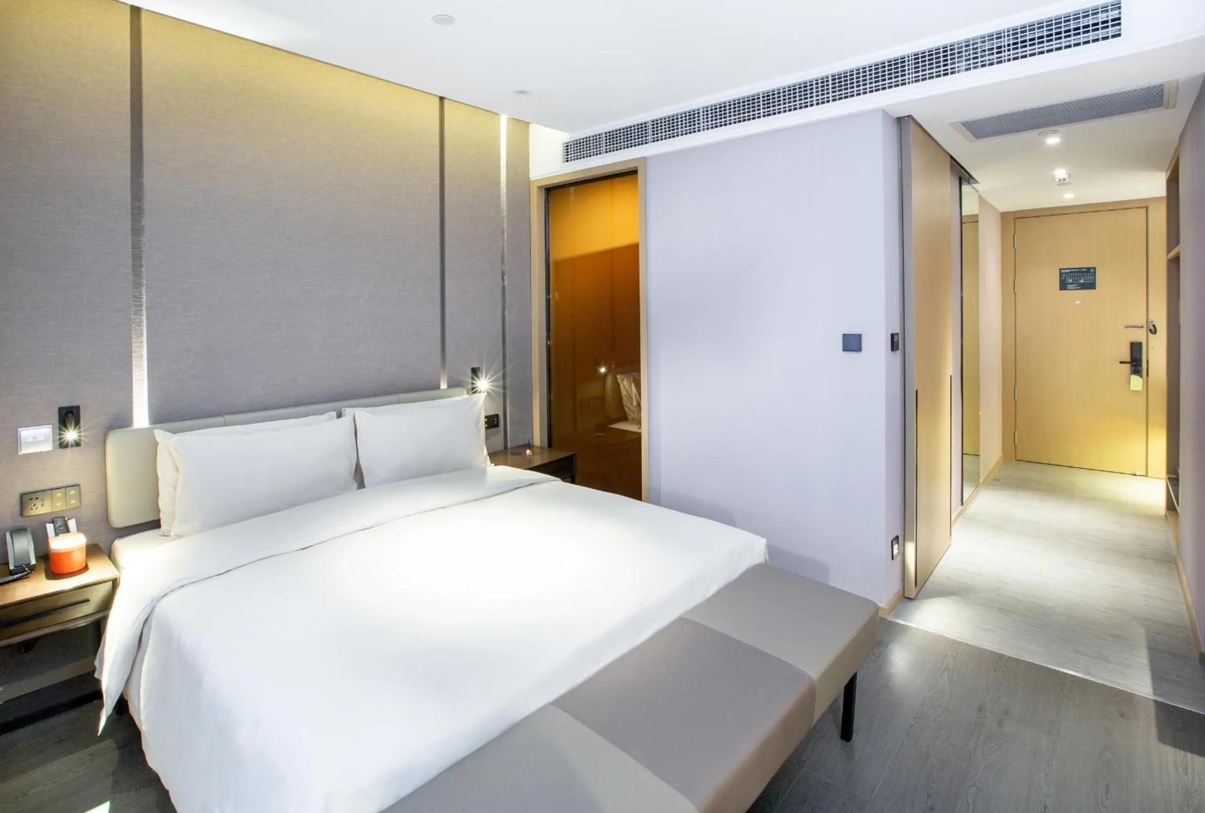 Atour Hotel Lhasa City Government