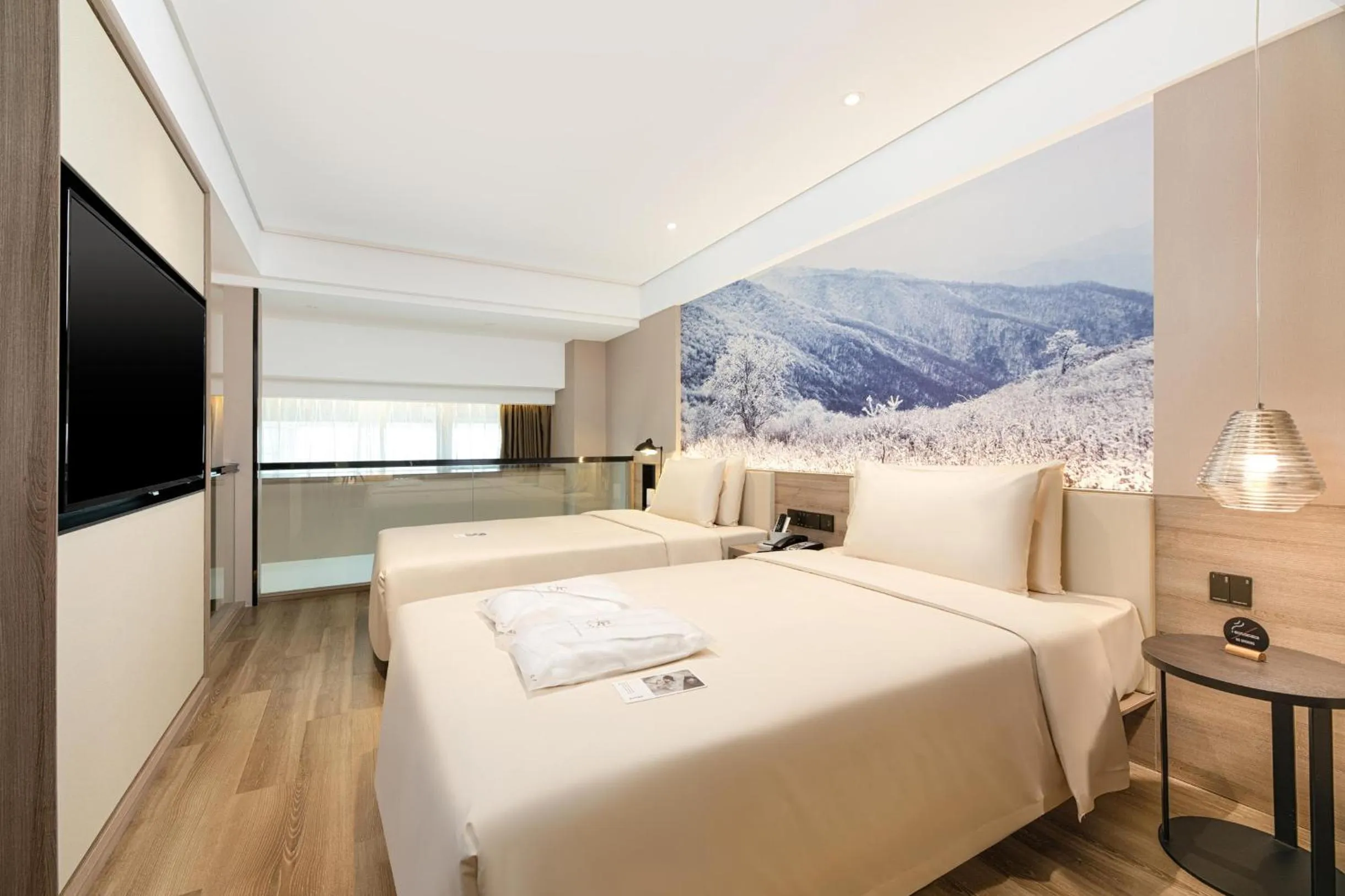 Bed in Atour Hotel Xian Xianyang International Airport