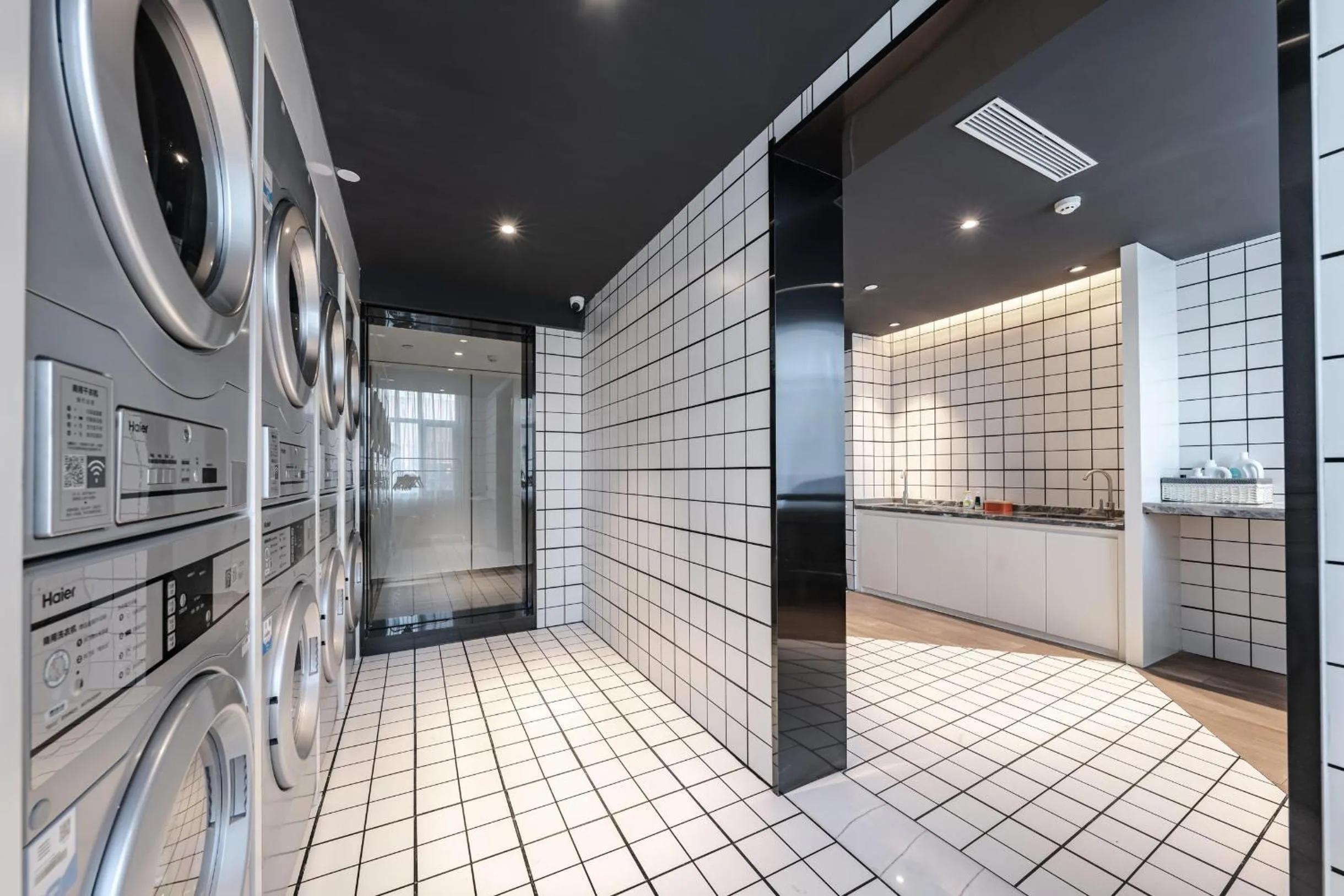 Atour Hotel Urumqi Zhongyinggong South Beijing Road