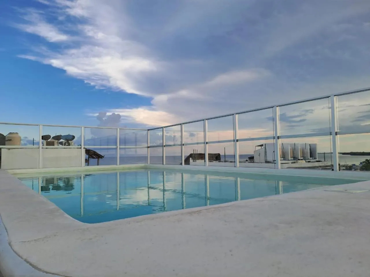 Swimming pool in Hotel Inkanto