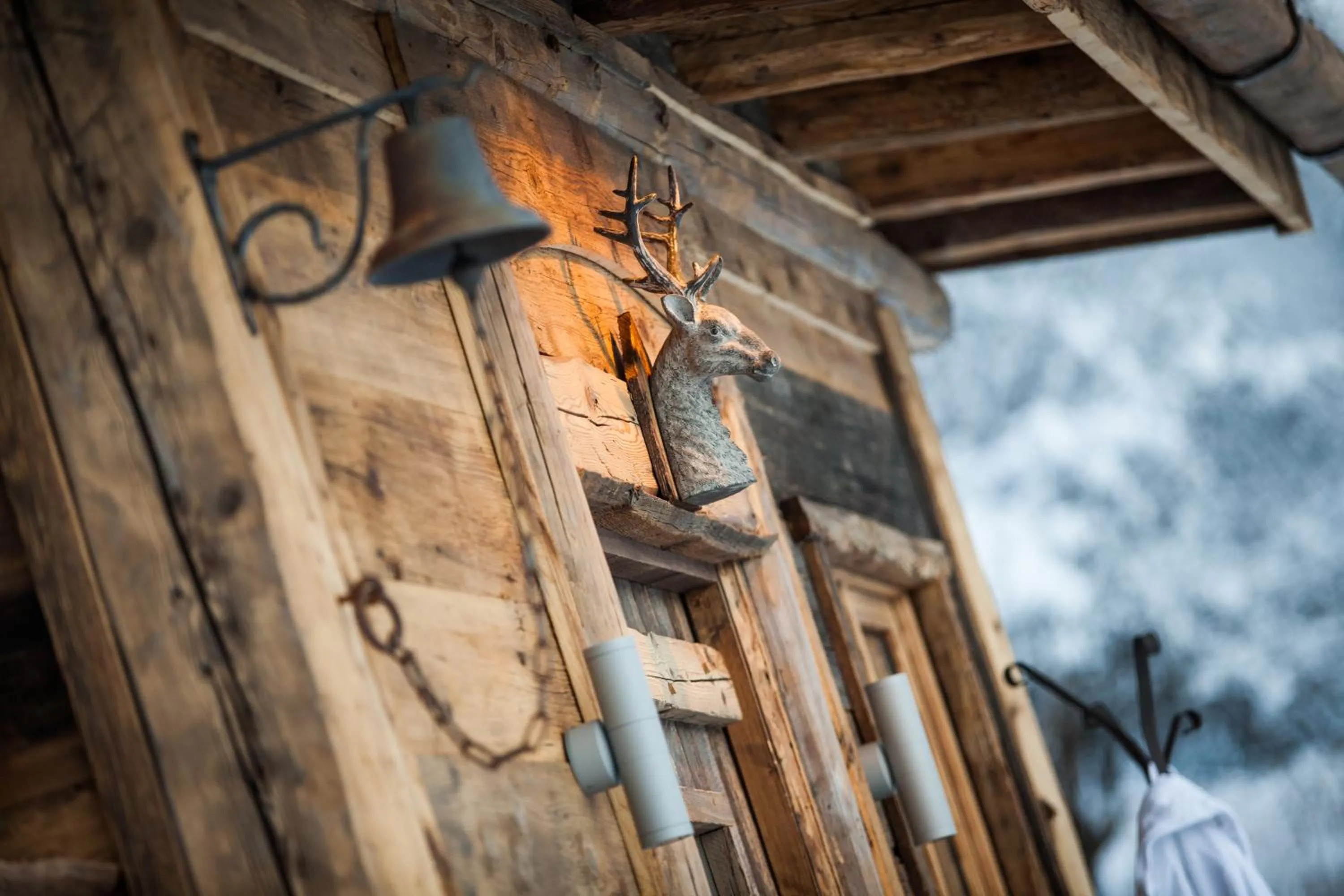 Facade/entrance in Chalet Tissières