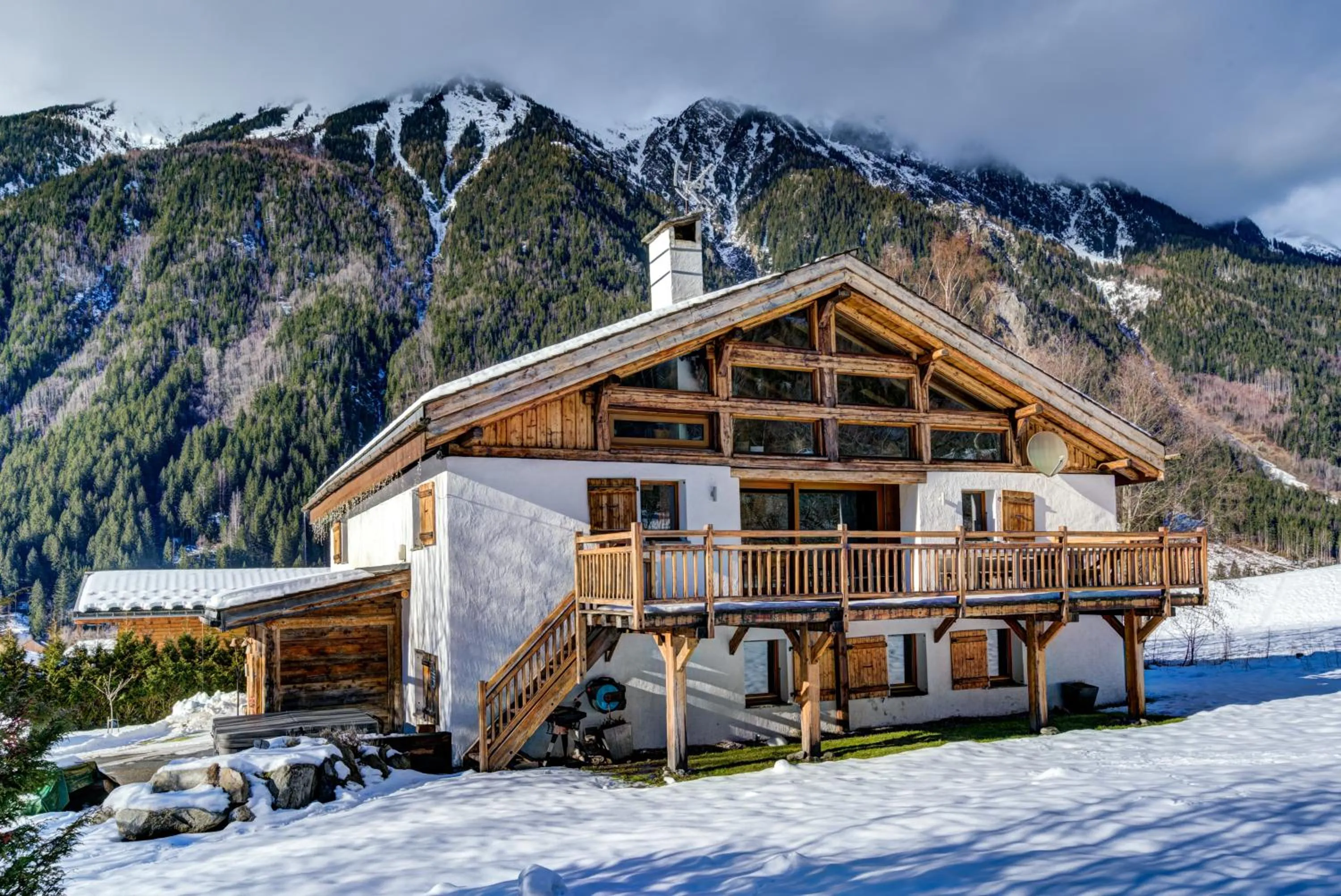 Property building in Chalet Tissières