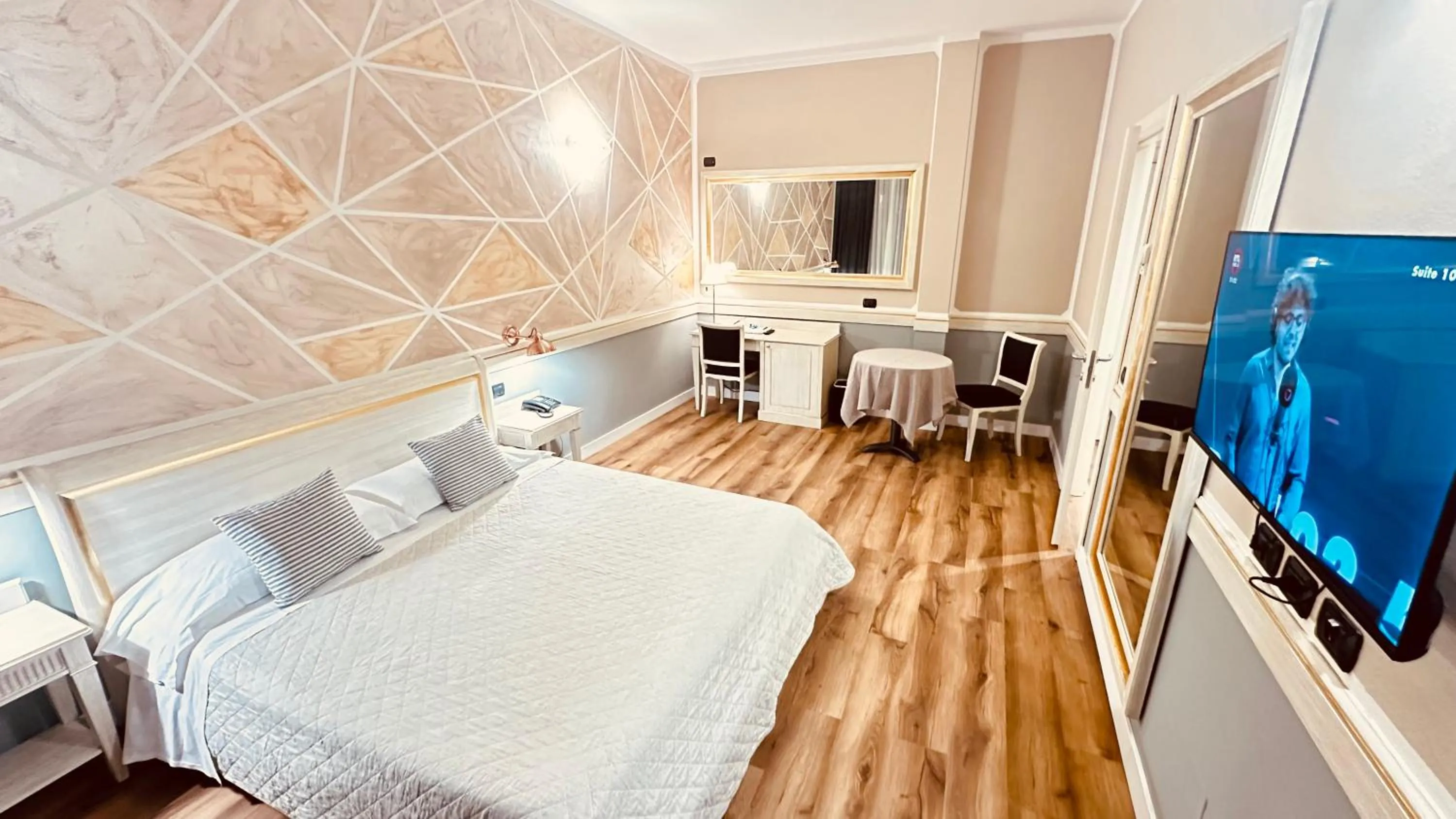 TV and multimedia, Bed in Hotel Malpensa INN Aereoporto