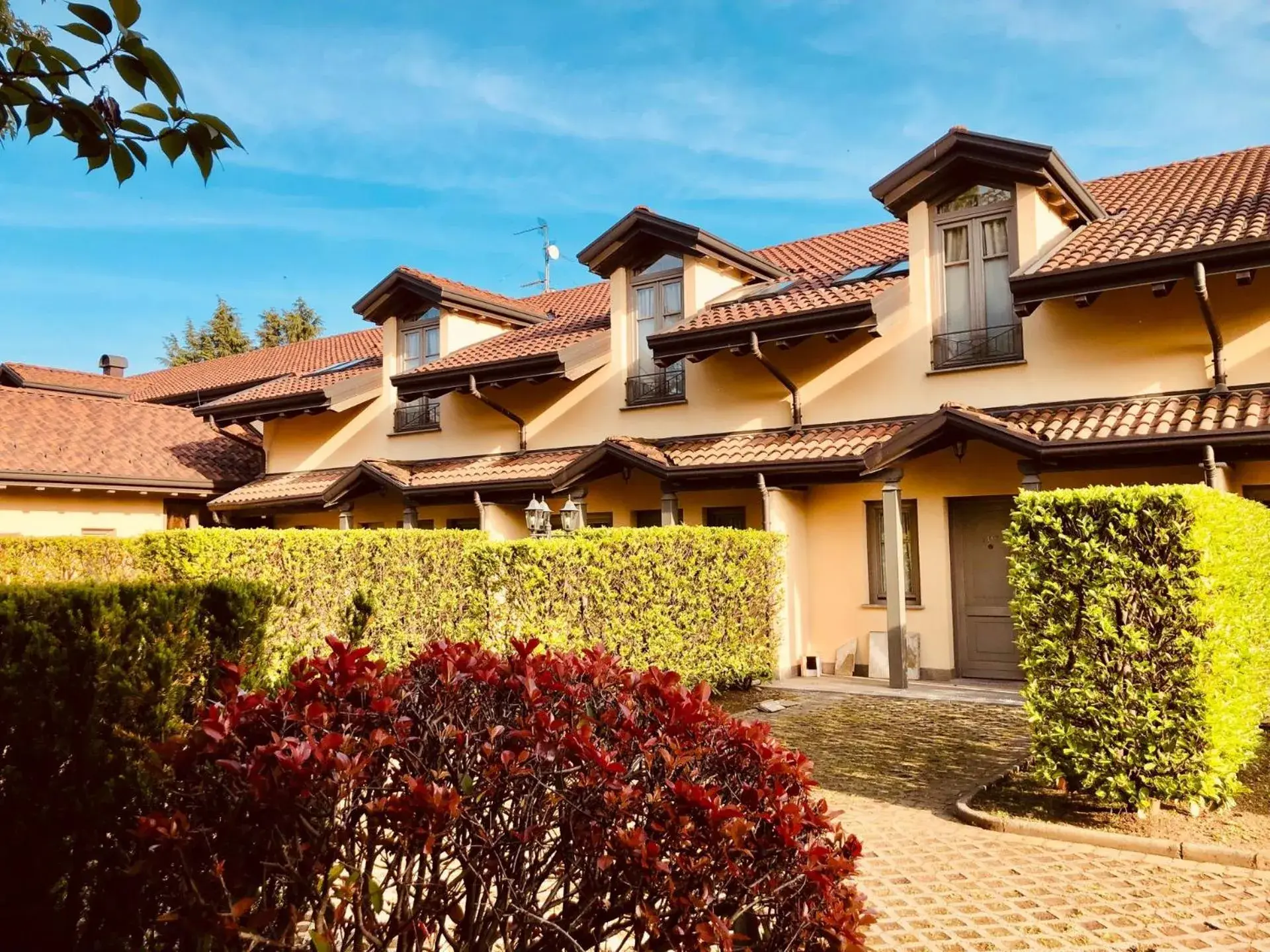 Property building in Hotel Malpensa INN Aereoporto Property building in Hotel Malpensa INN Aereoporto