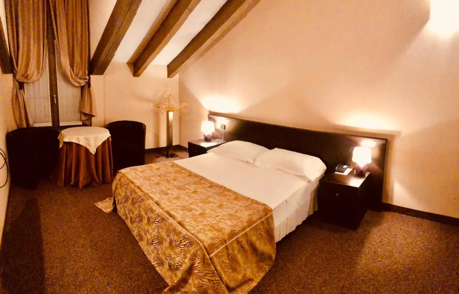 Bed in Hotel Malpensa INN Aereoporto