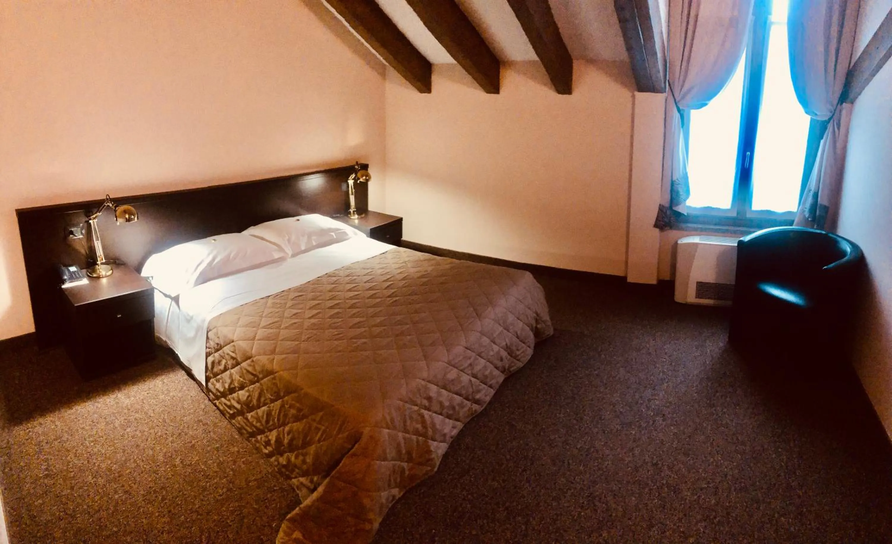 Bed in Hotel Malpensa INN Aereoporto