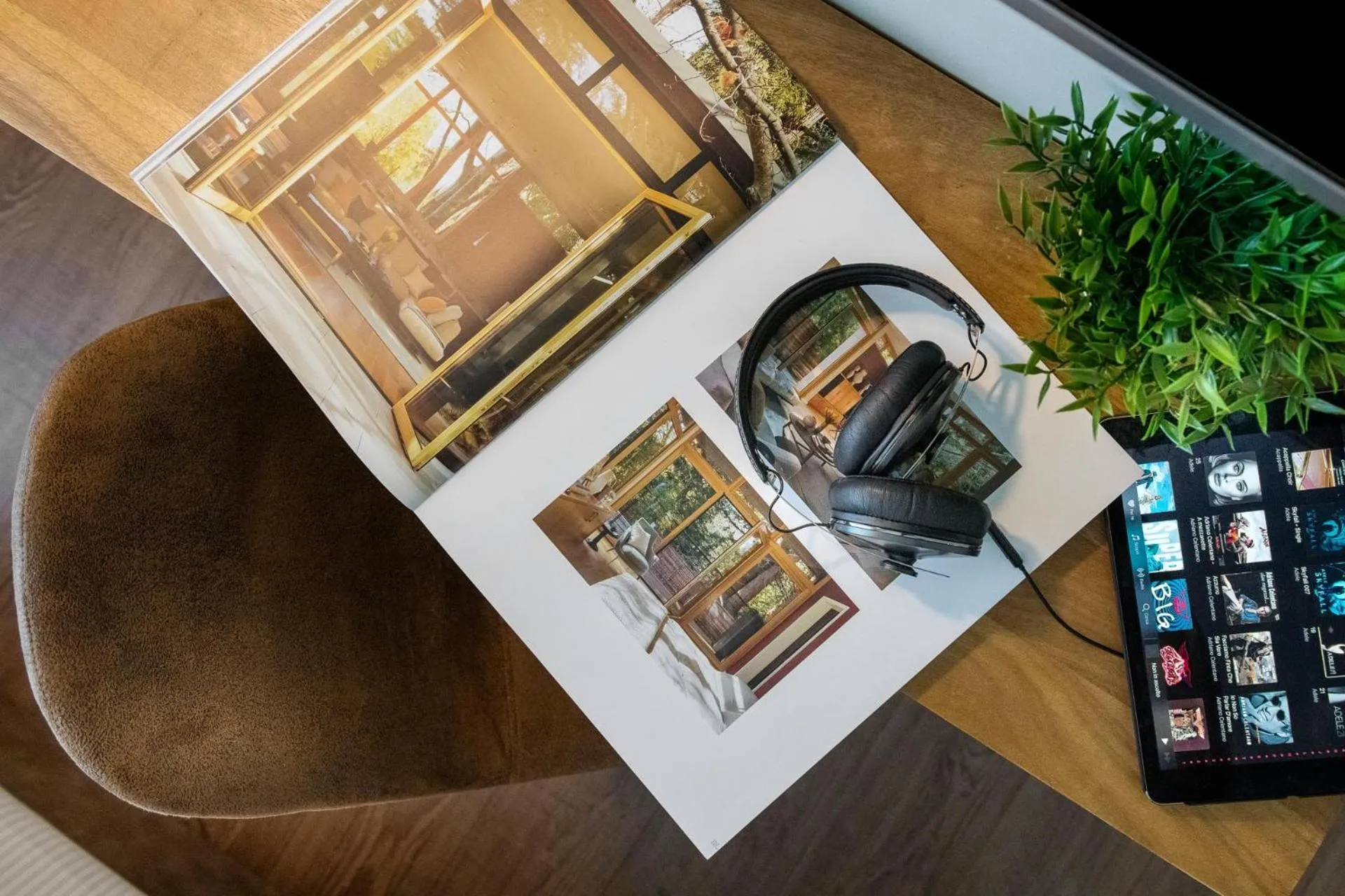 Decorative detail in Litoraneo Suite Hotel