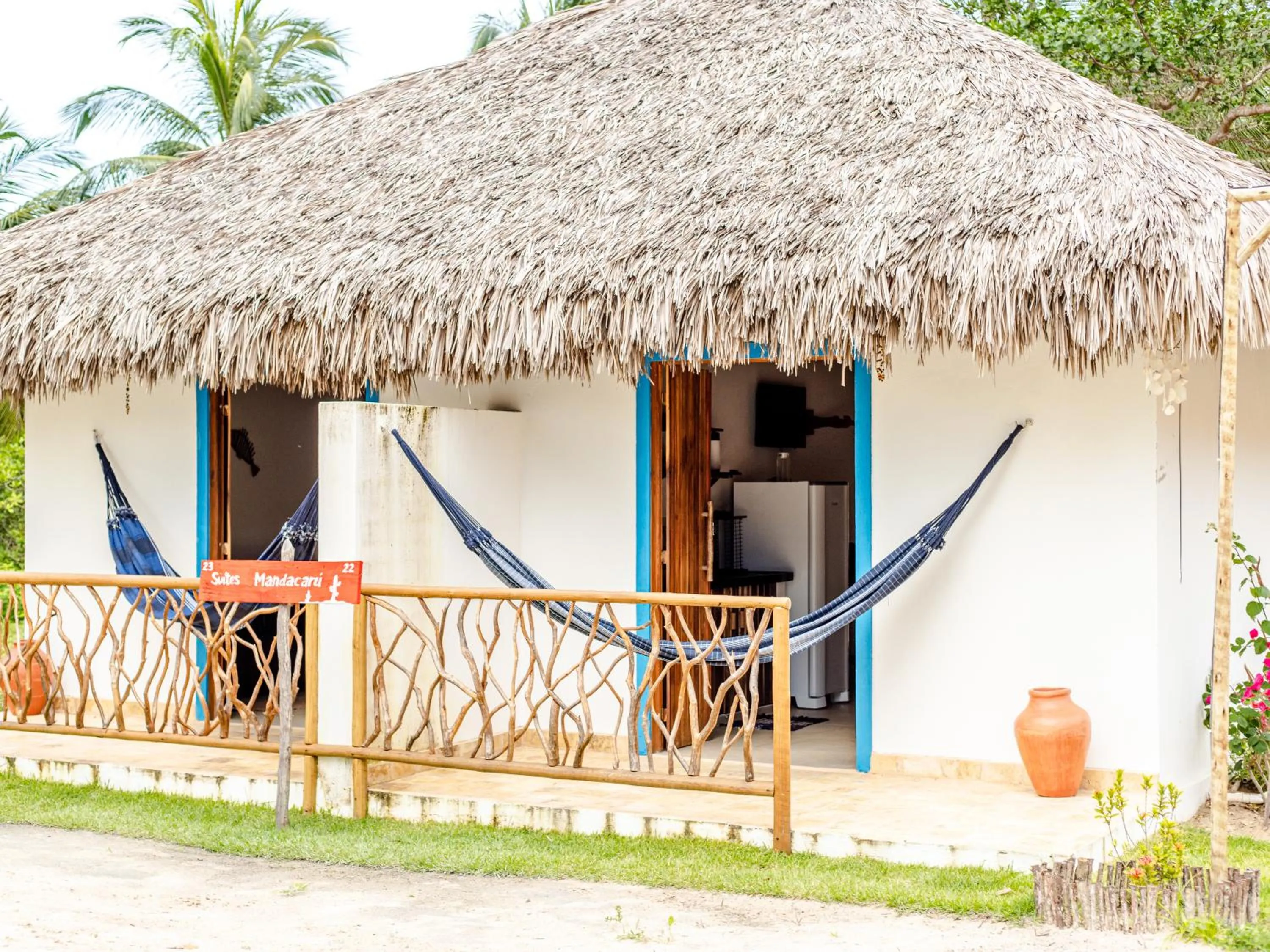 Patio in Chalés Caminho dos Ventos em Barrinha de Baixo, CE, 9km do Preá