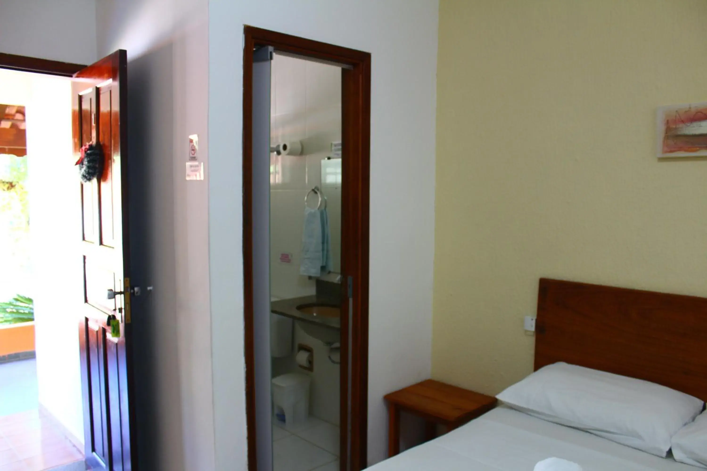 Standard Double Room in Pousada Vale da Montanha Standard Double Room in Pousada Vale da Montanha