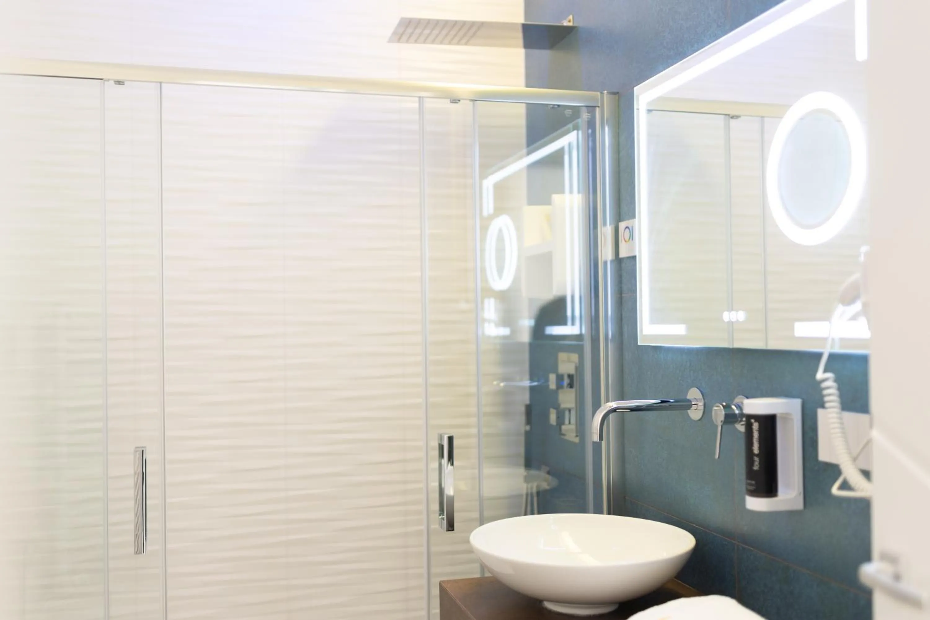 Bathroom in Kreart Suite & Rooms B&B