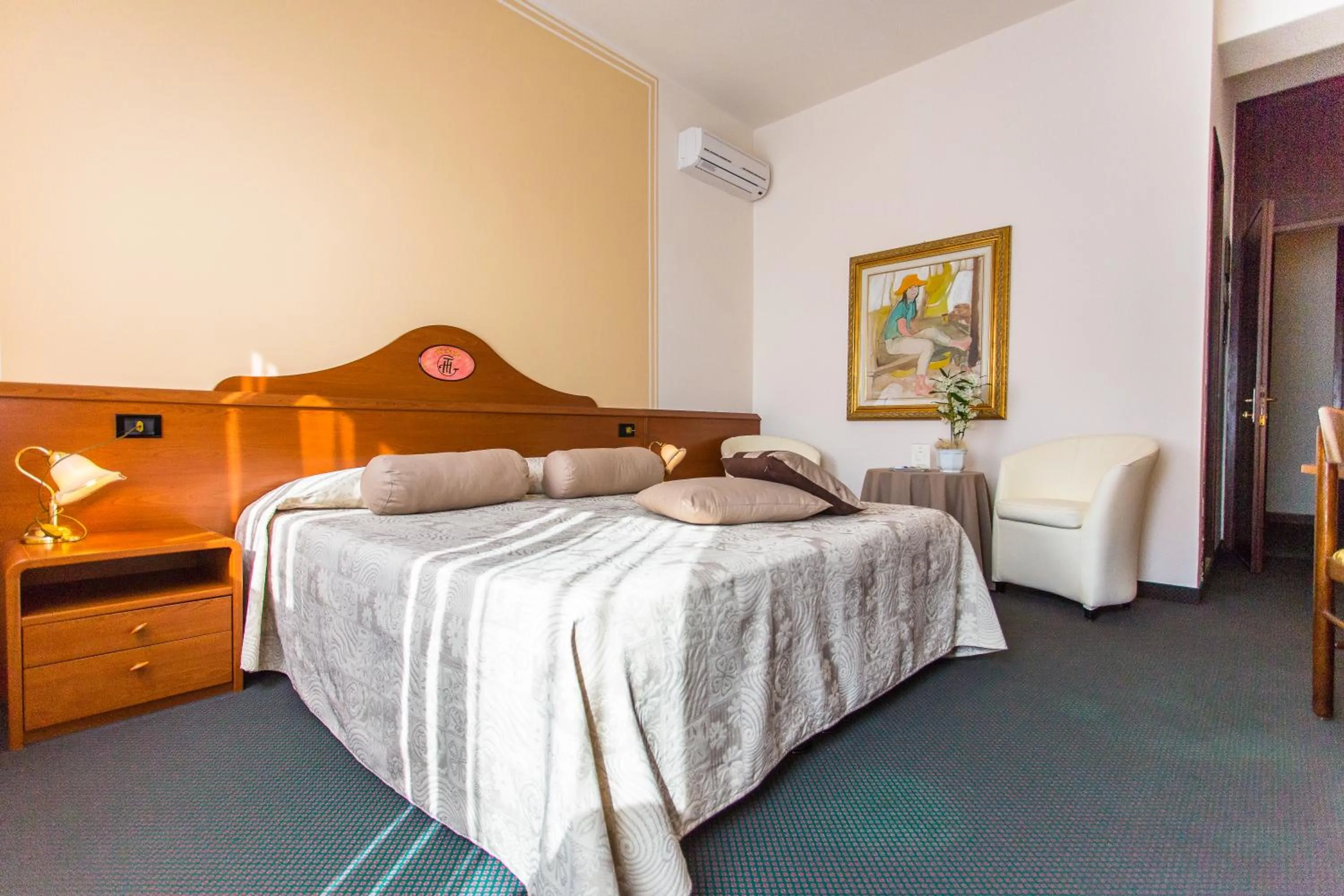 Bedroom, Bed in Hotel Tegorzo