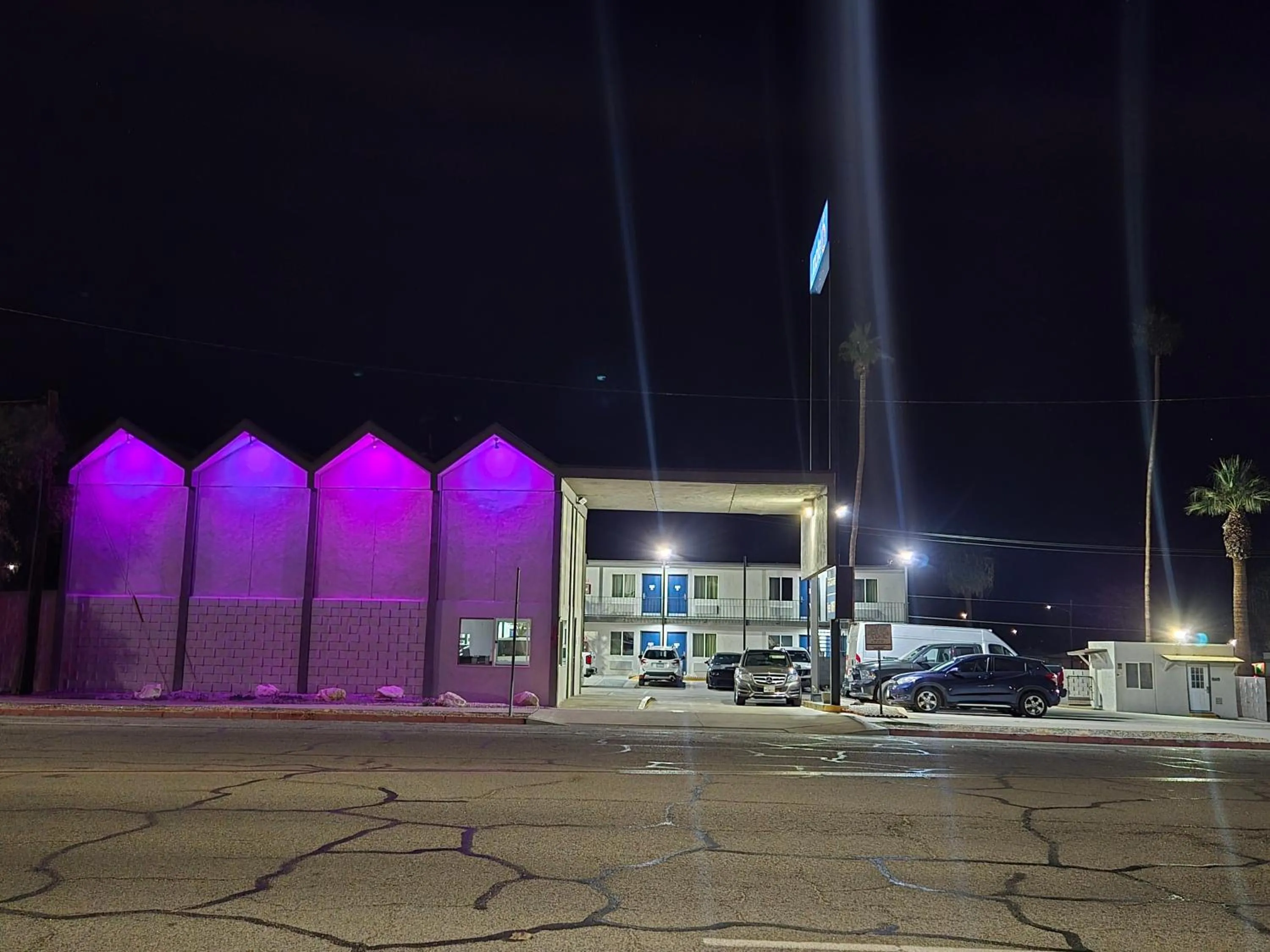 Property building in Motel 6-Blythe, CA - South