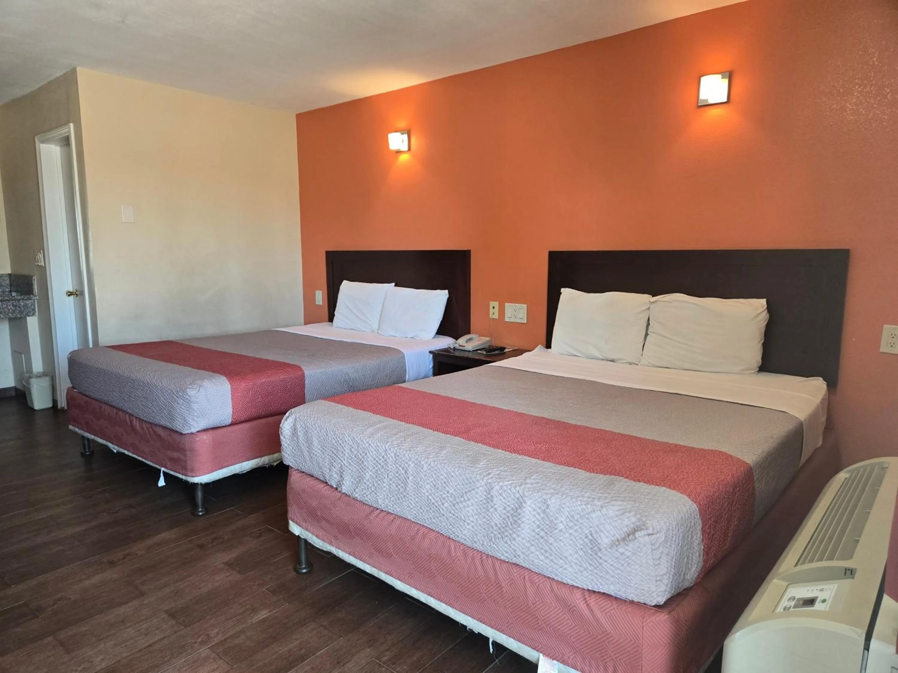 Bedroom, Bed in Motel 6-Blythe, CA - South