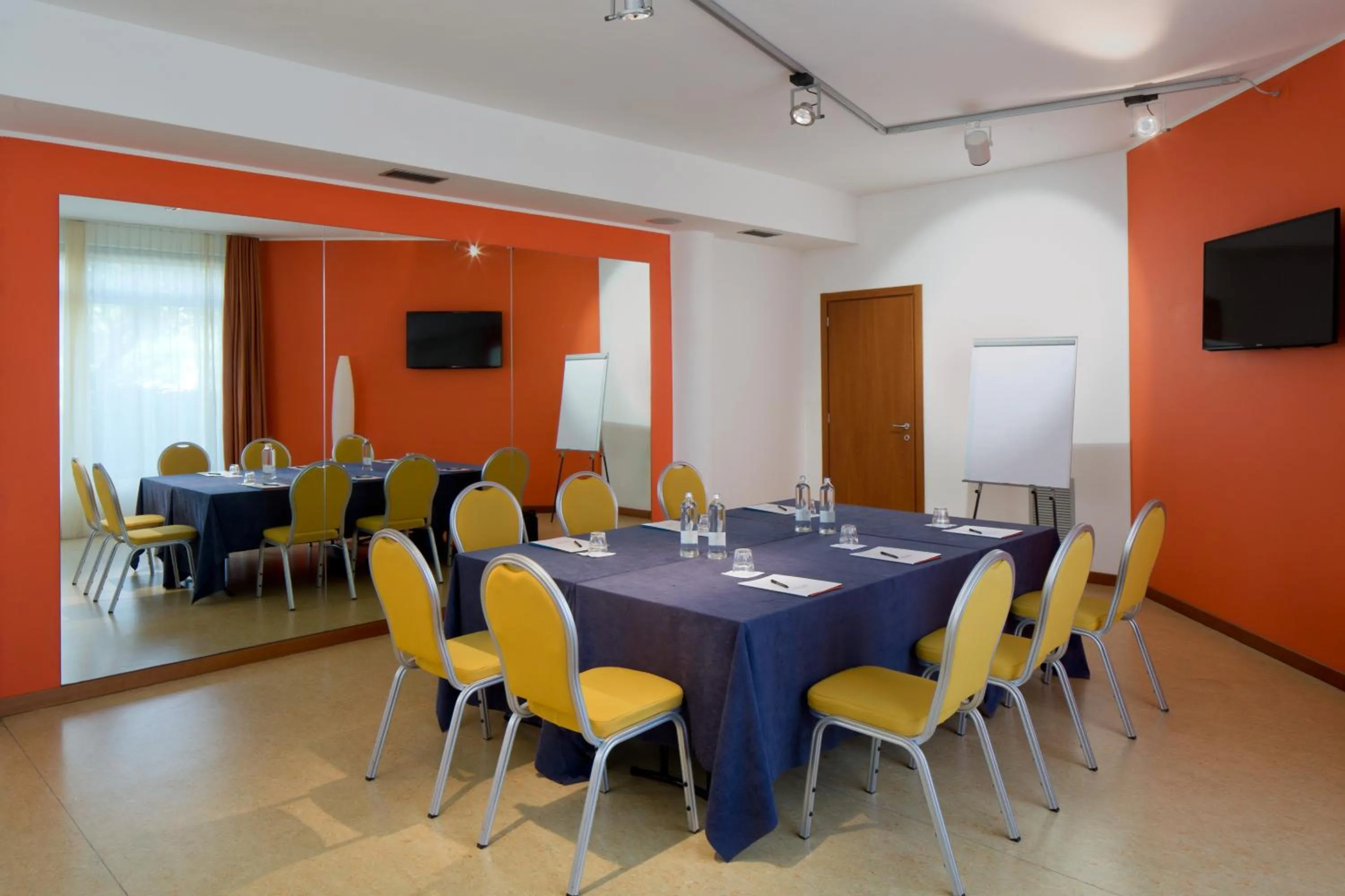 Meeting/conference room in Hotel Montemezzi