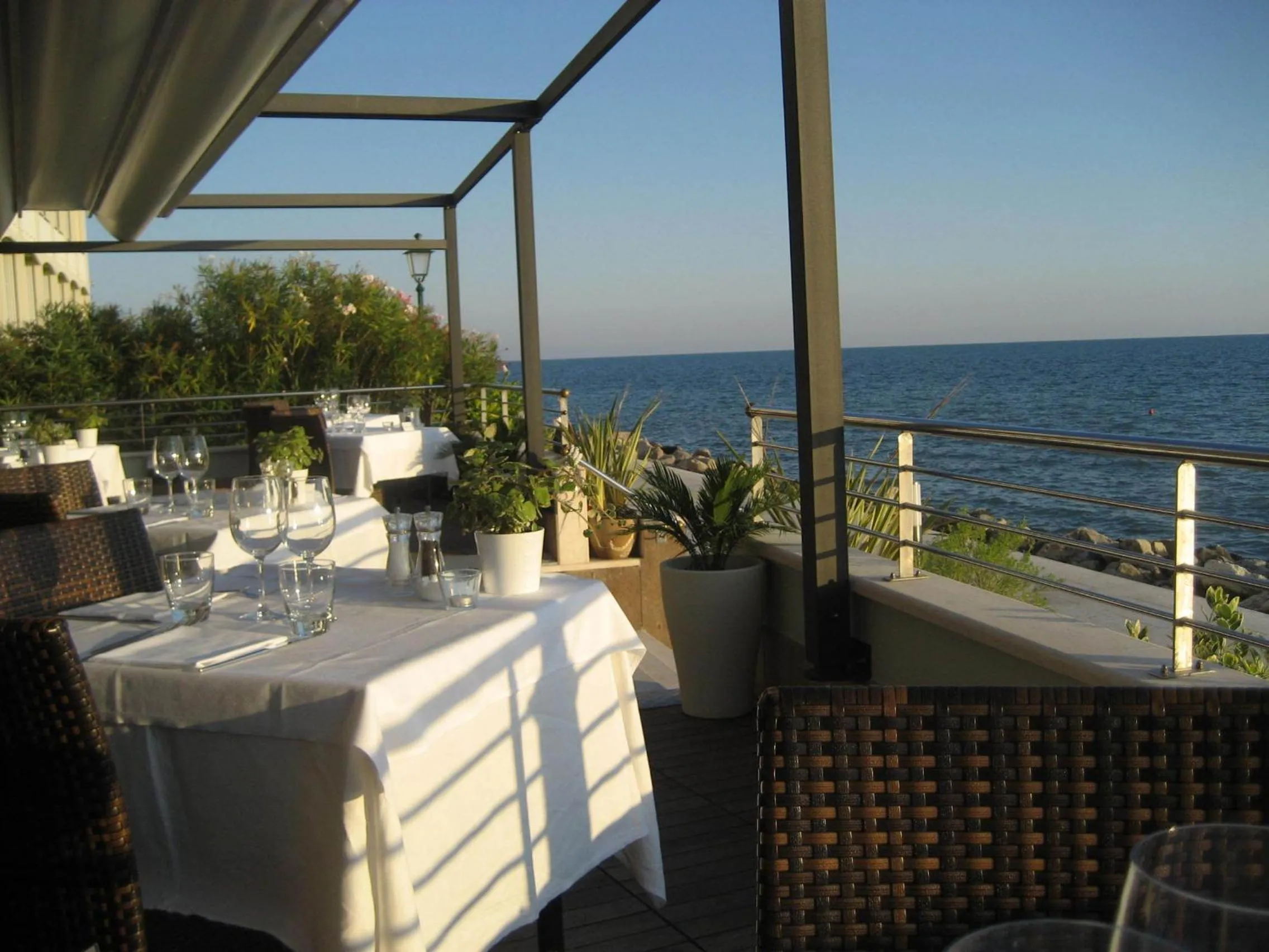Patio in Hotel Marea