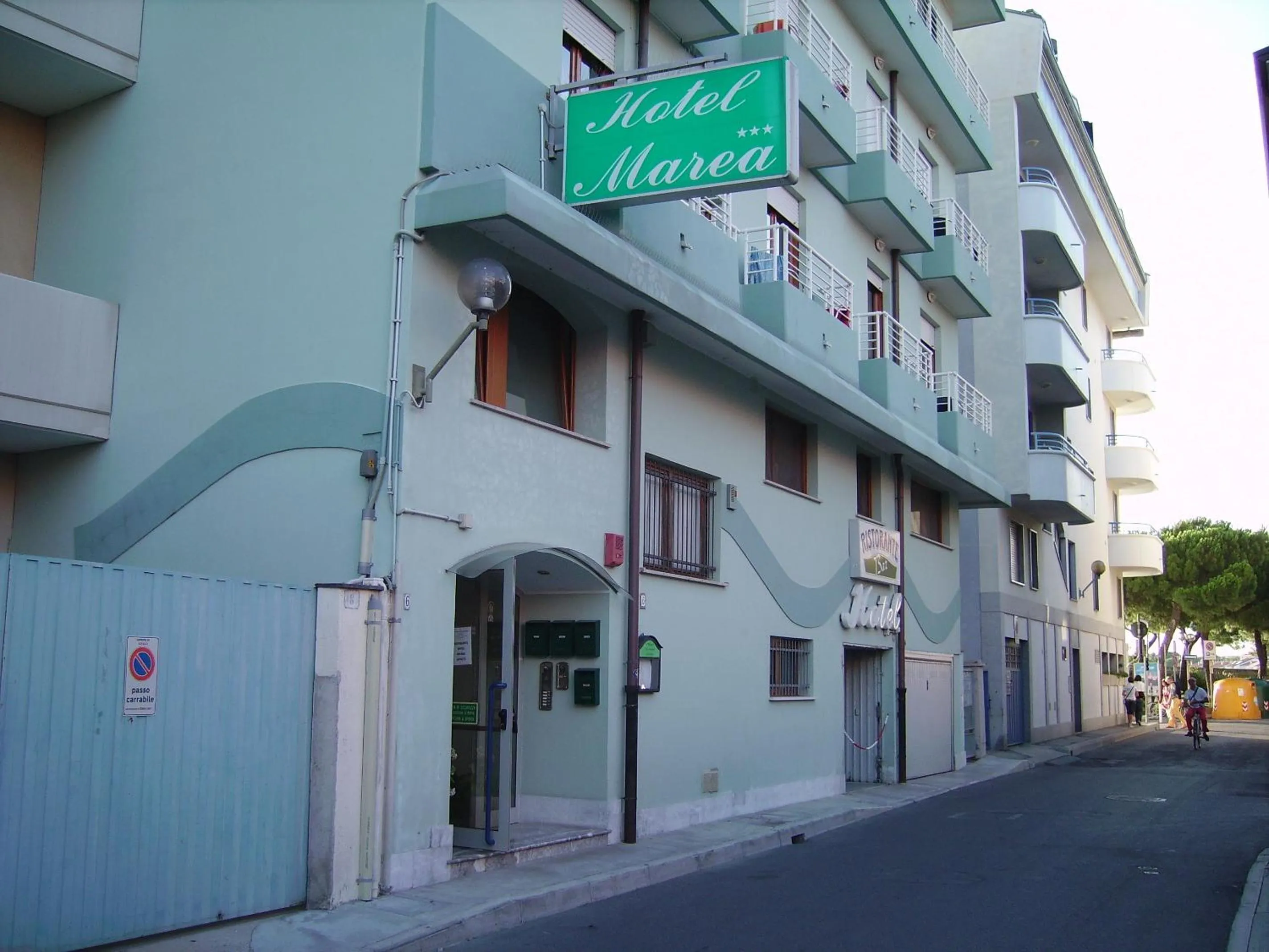 Facade/entrance in Hotel Marea