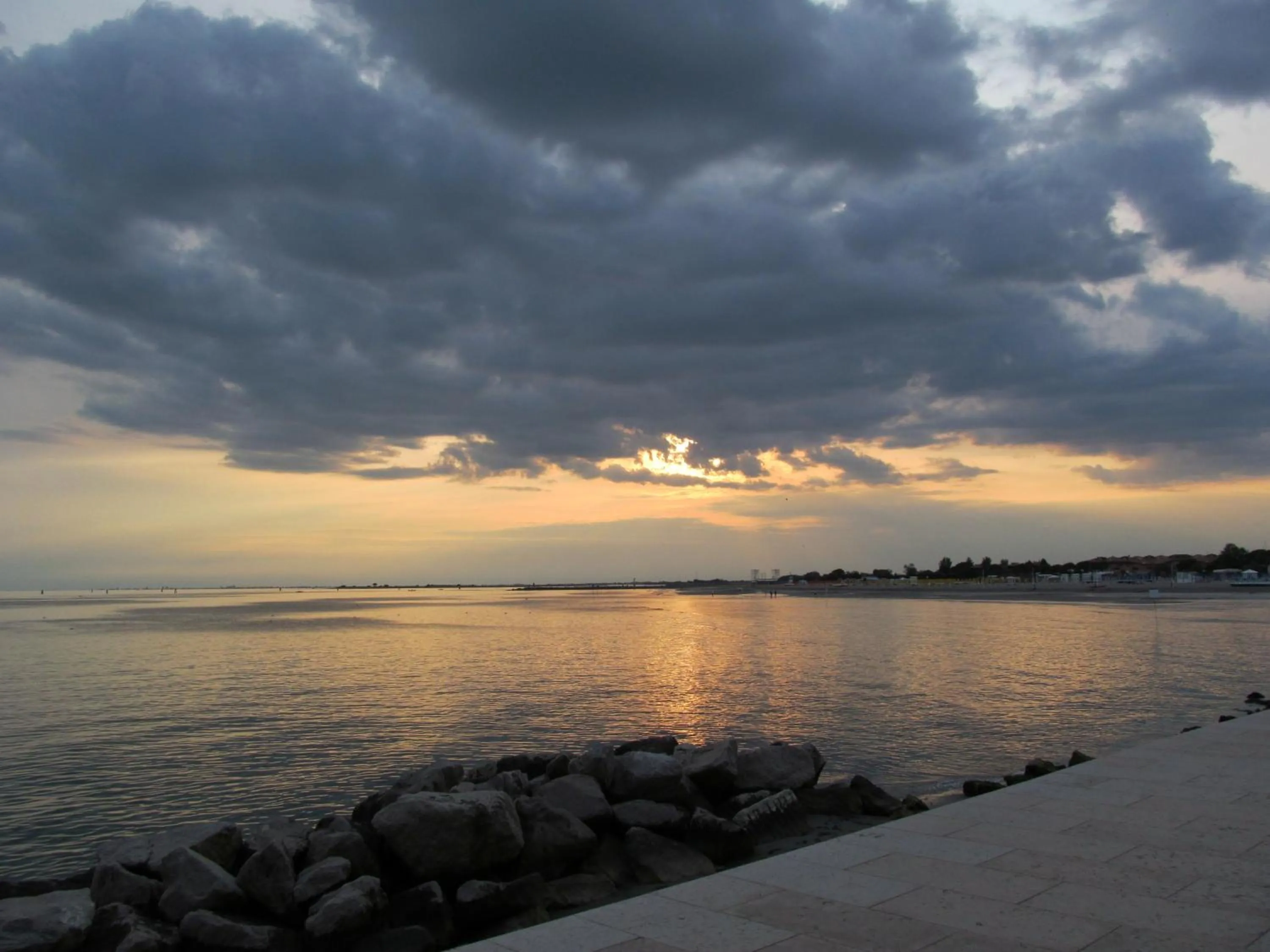 Sunrise in Hotel Marea