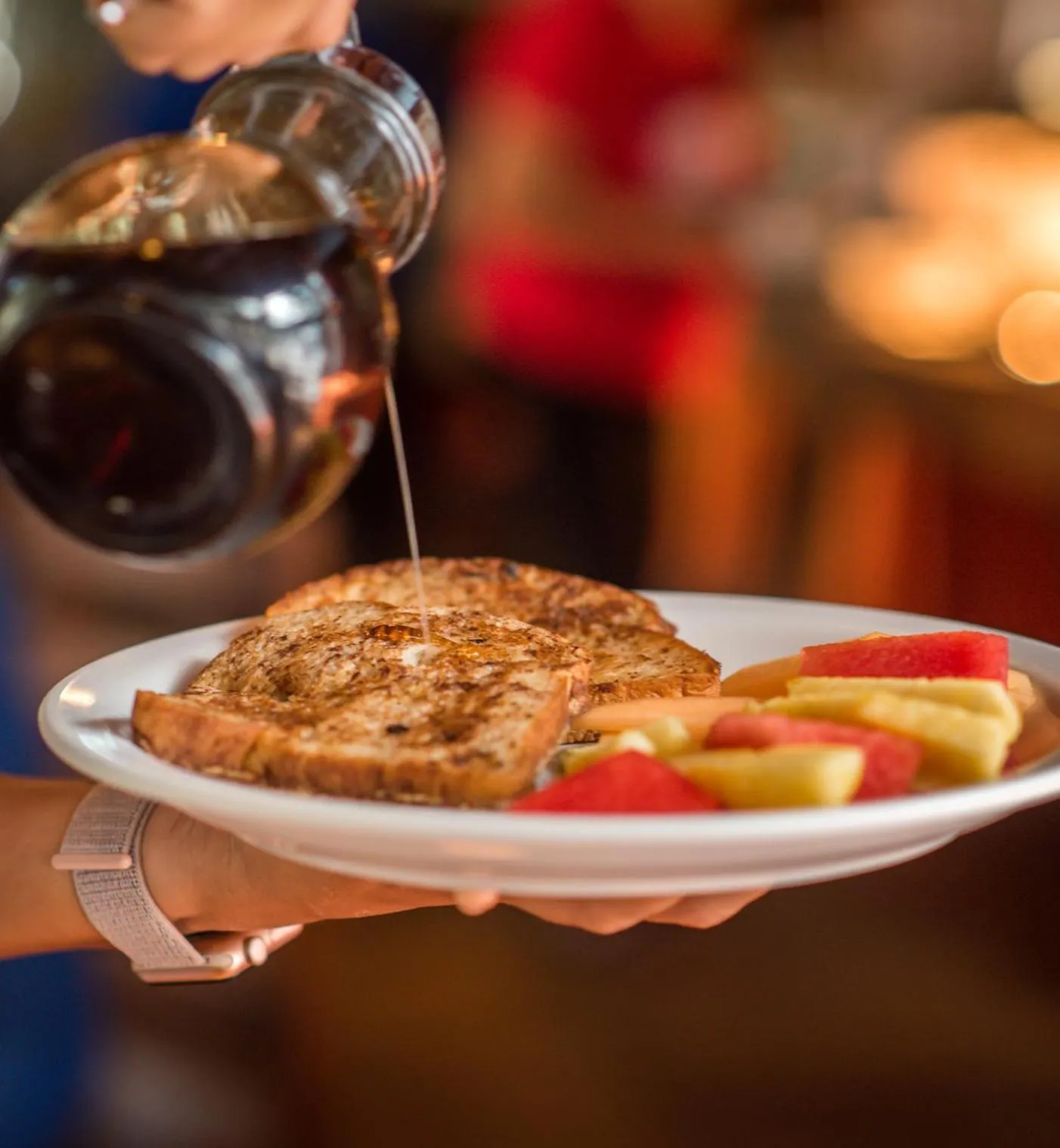 Breakfast in Paradise Beach Resort & Dive Center