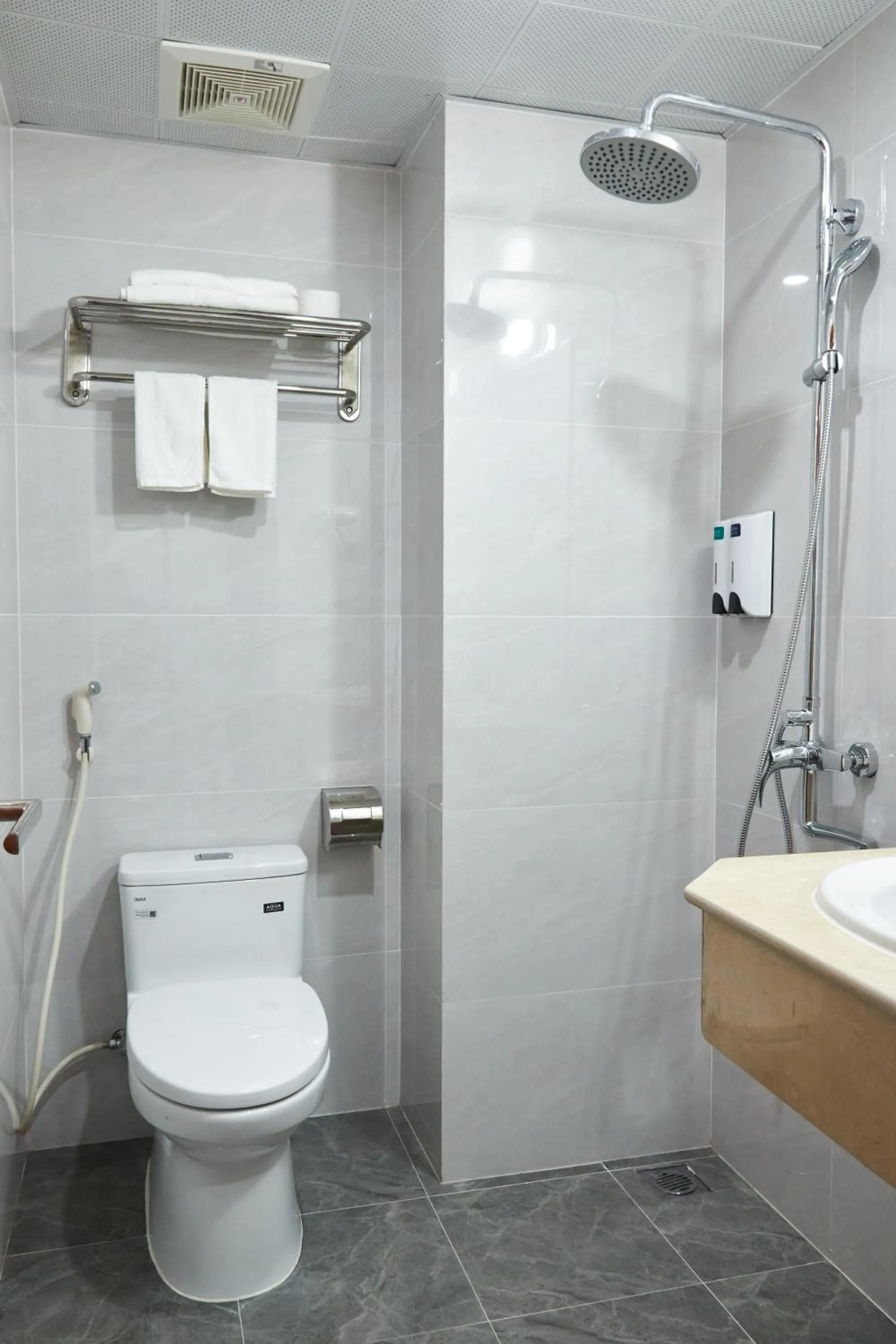 Bathroom in Van Nam Hotel