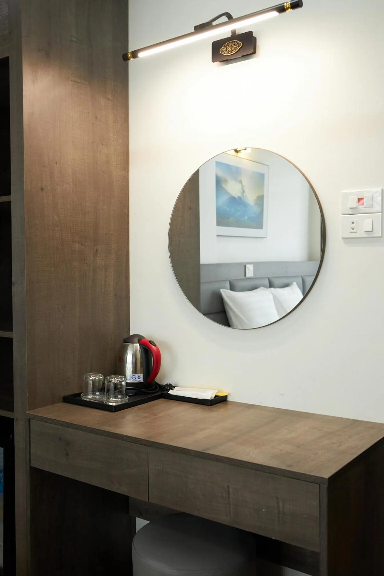 wardrobe in Van Nam Hotel