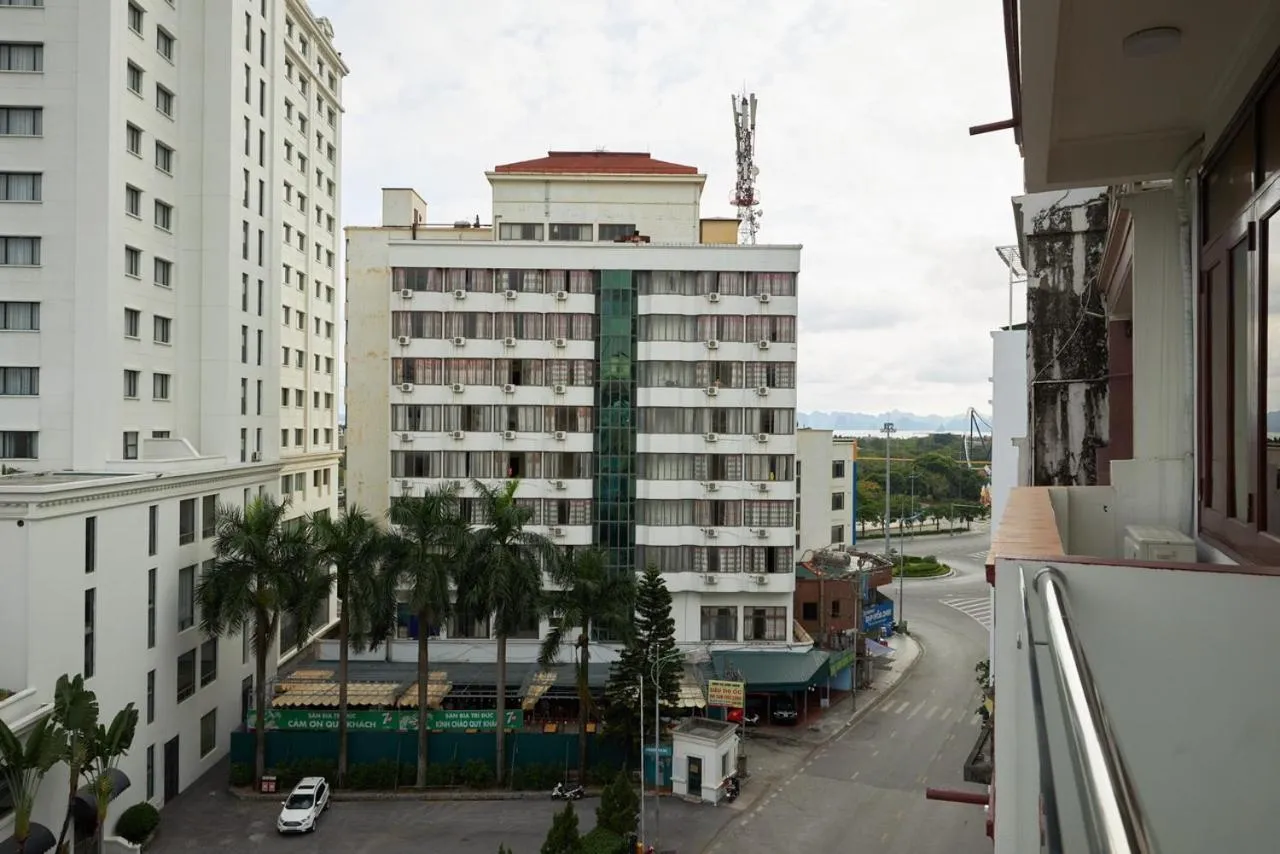 Balcony/Terrace in Van Nam Hotel