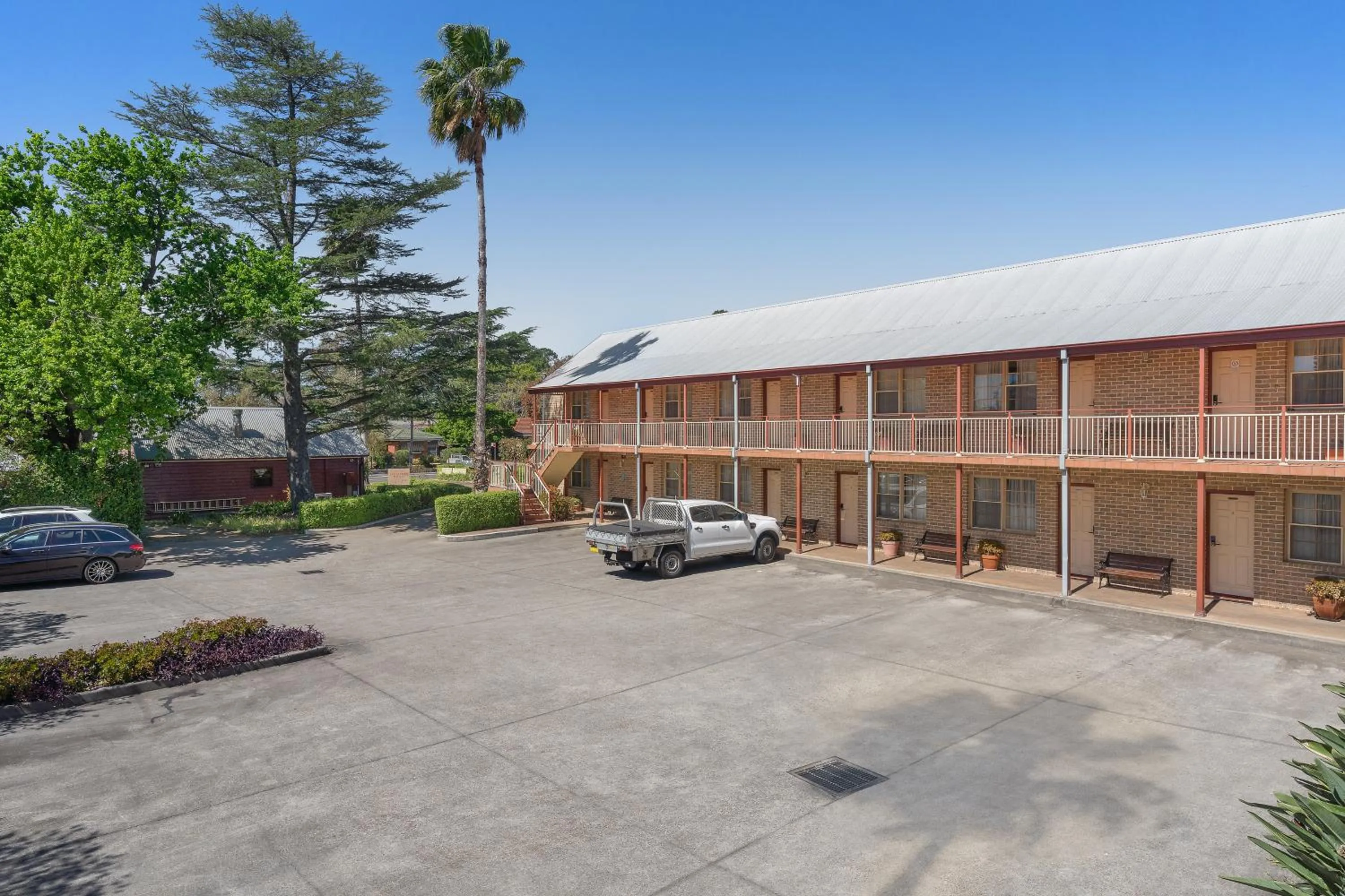 Property building in SureStay Hotel by Best Western, New Inn Richmond