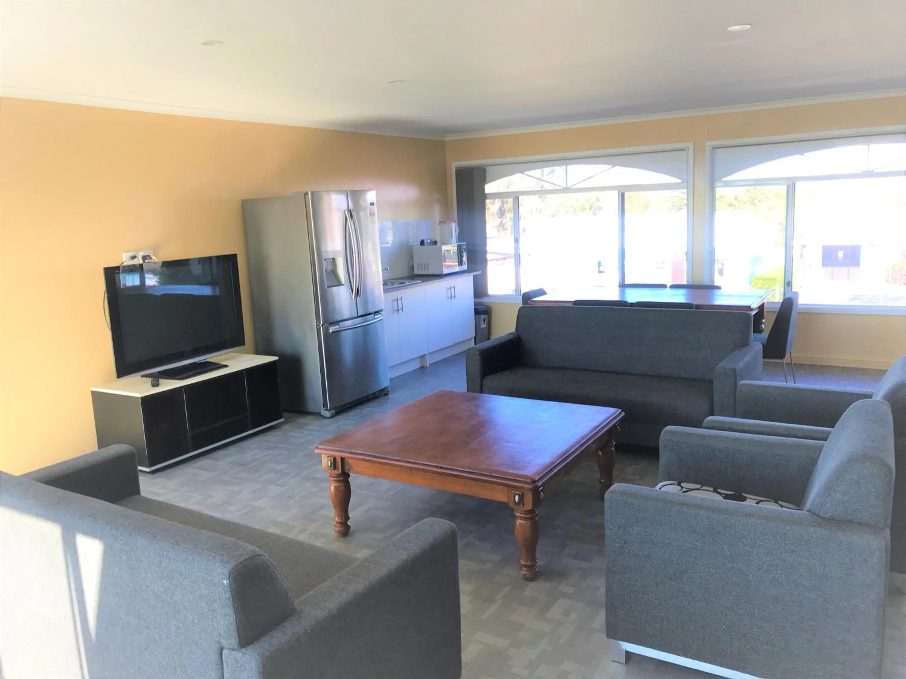 Living room in Toukley Motor Inn