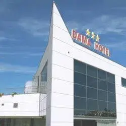 Facade/entrance in Dama Hotel Facade/entrance in Dama Hotel